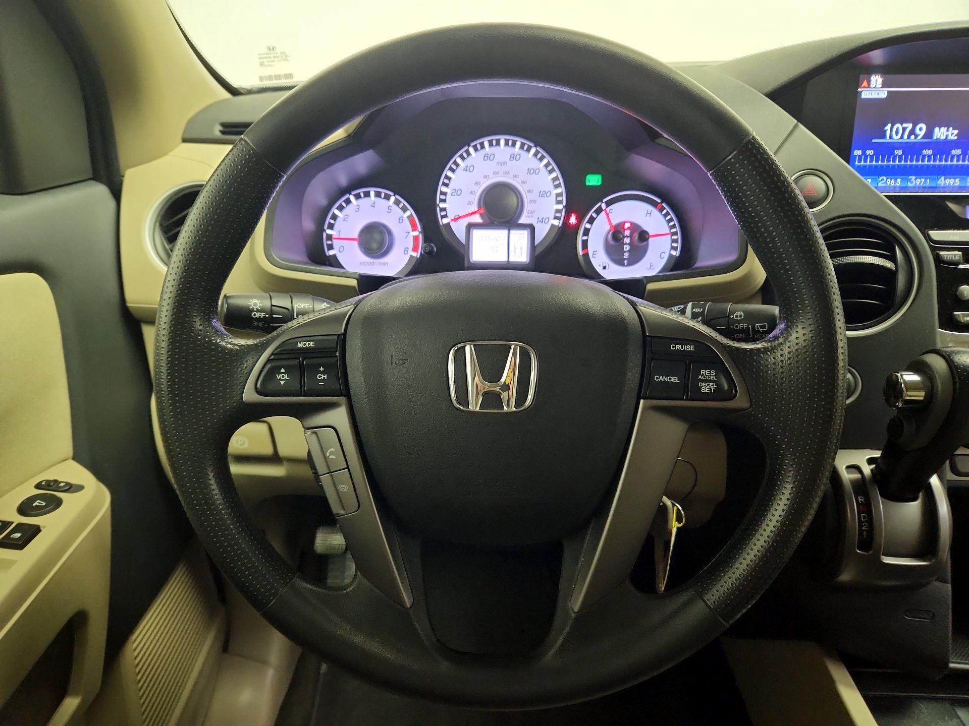 Thumbnail: 2014 Honda Pilot - 10