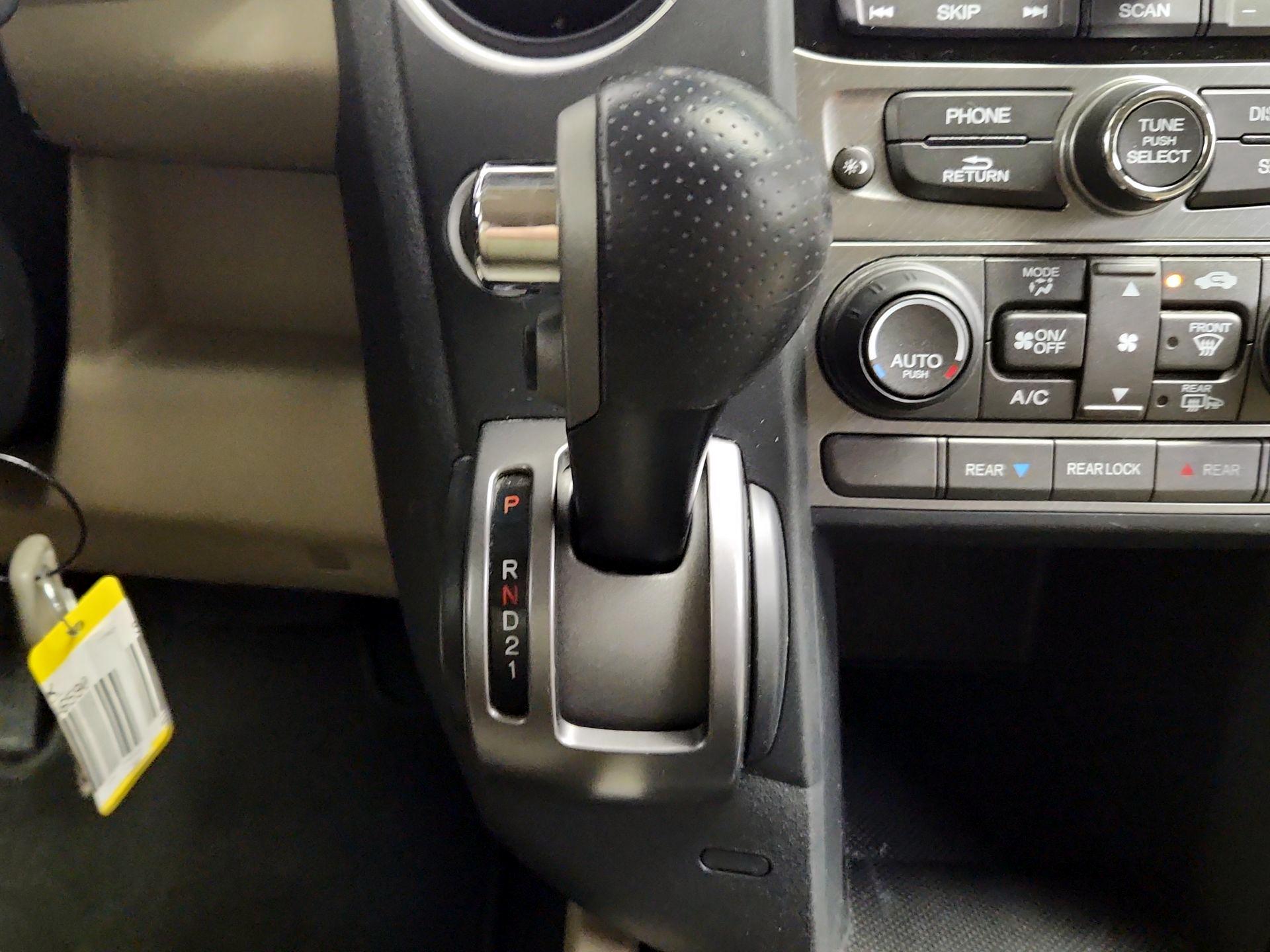 Thumbnail: 2014 Honda Pilot - 17