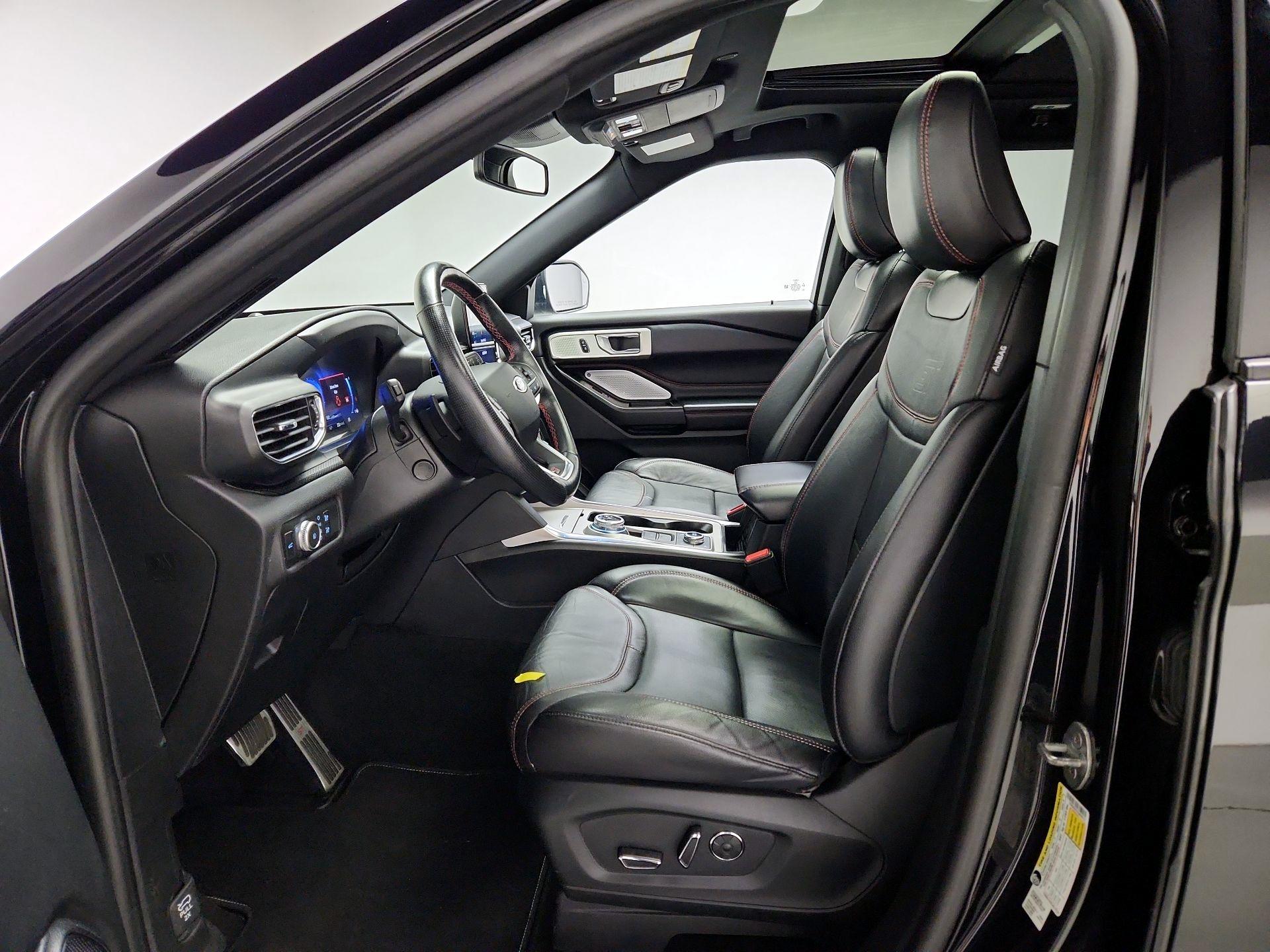 Thumbnail: 2020 Ford Explorer - 11