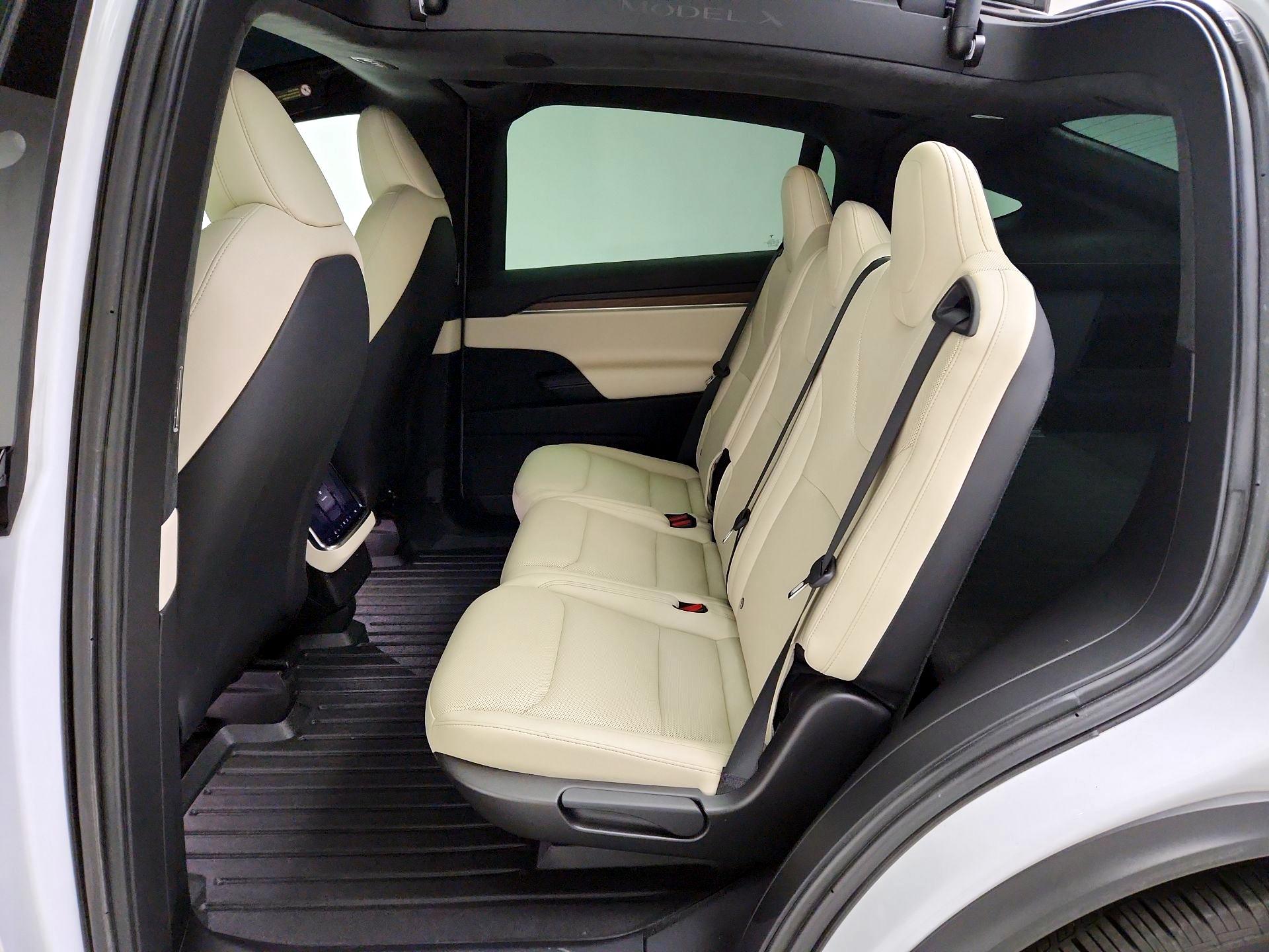 Thumbnail: 2023 Tesla Model X - 19