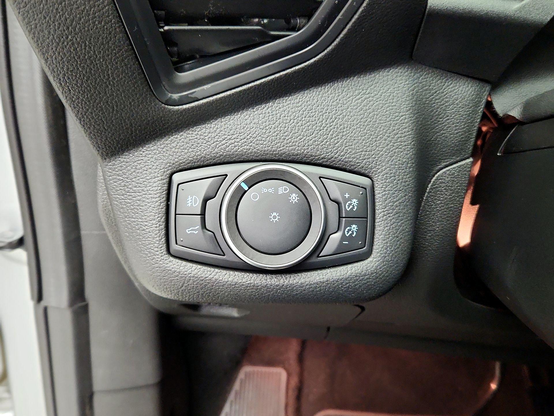 Thumbnail: 2017 Ford Escape - 13