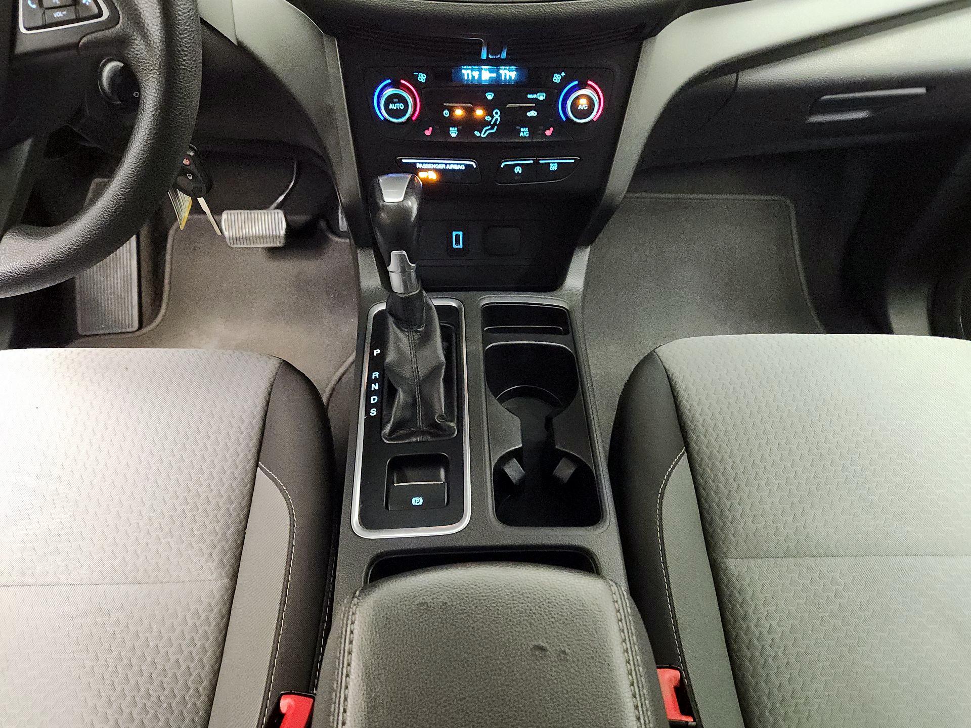 Thumbnail: 2017 Ford Escape - 17