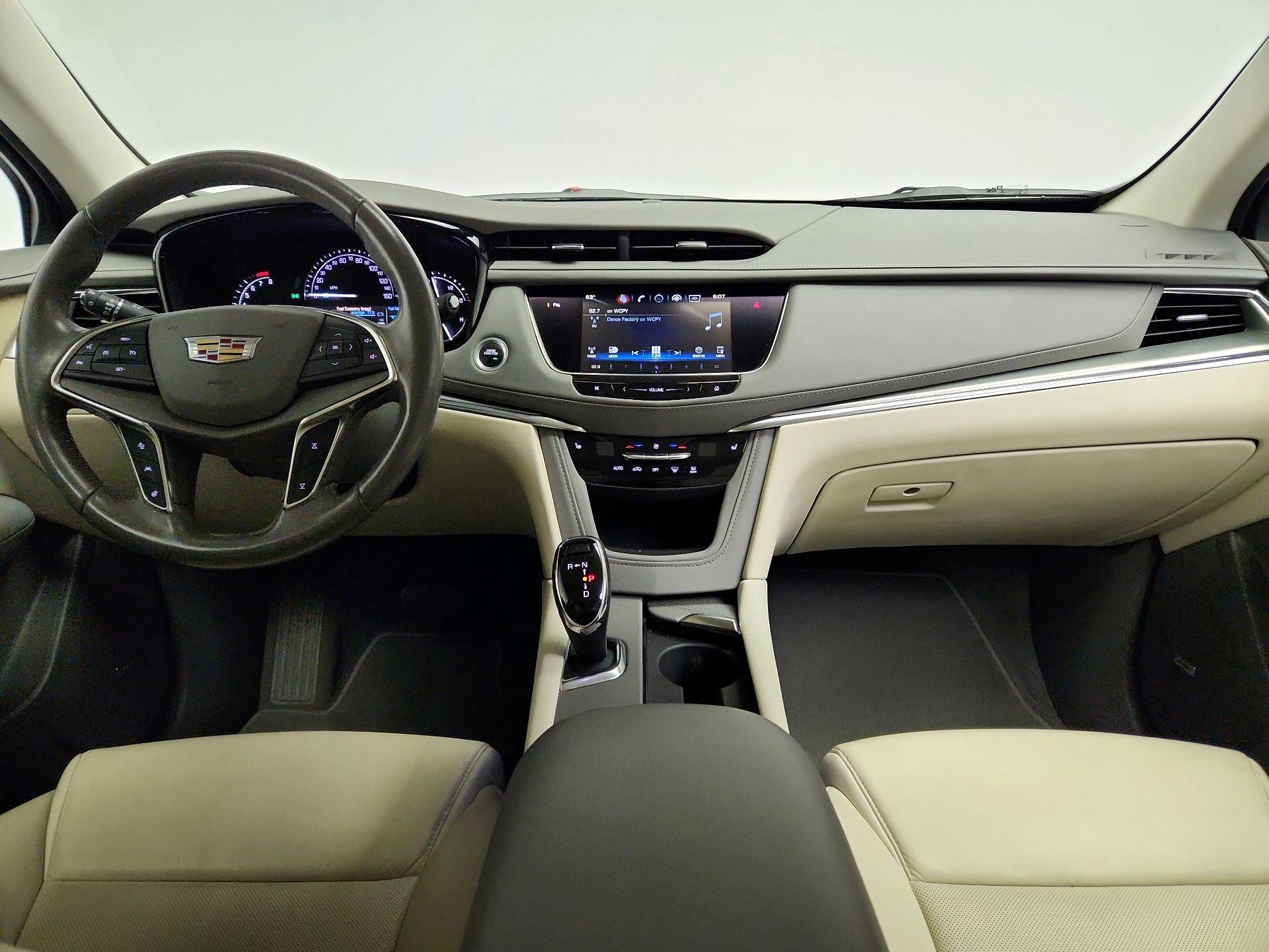 Thumbnail: 2019 Cadillac XT5 - 9