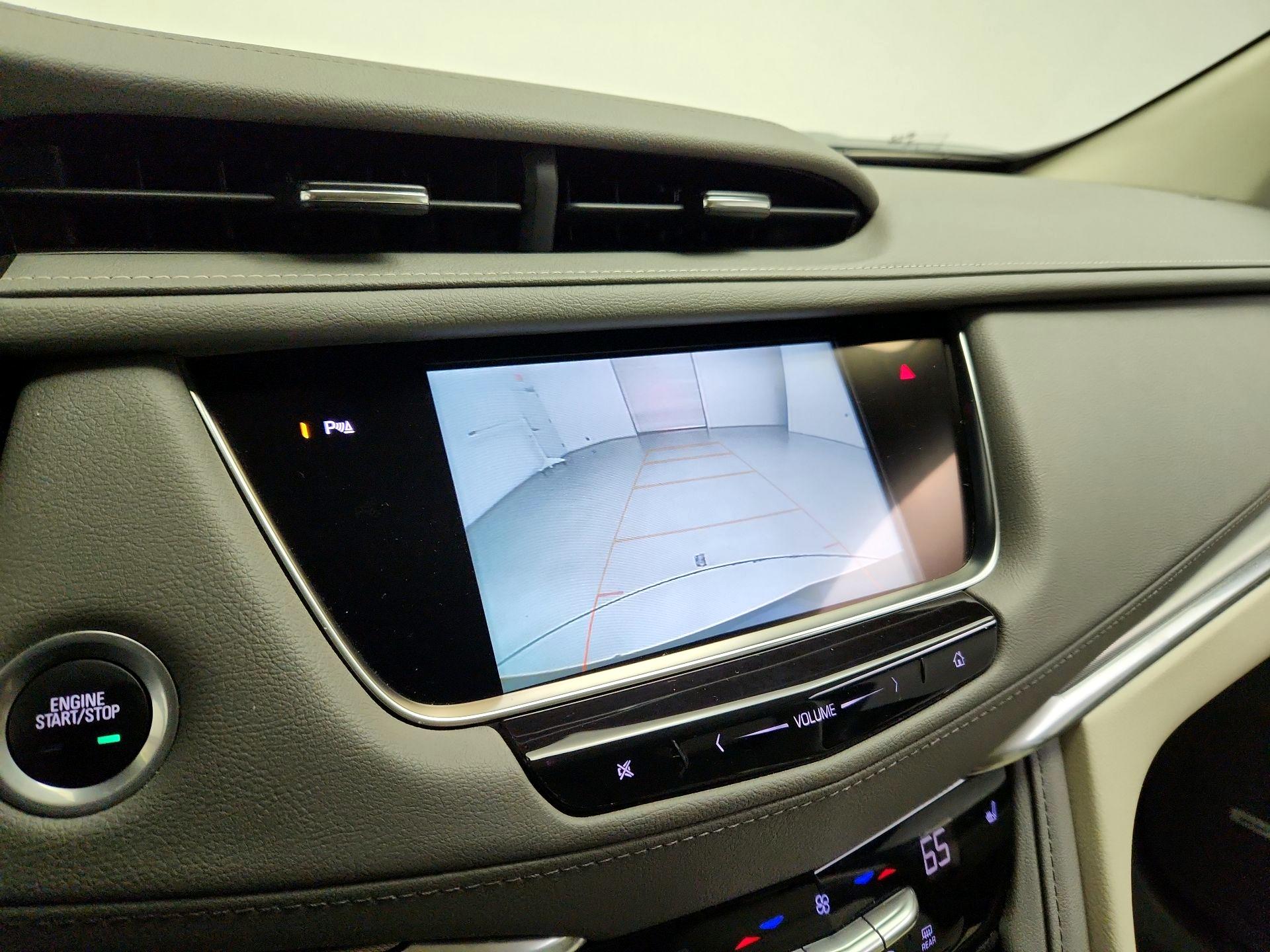 Thumbnail: 2019 Cadillac XT5 - 15