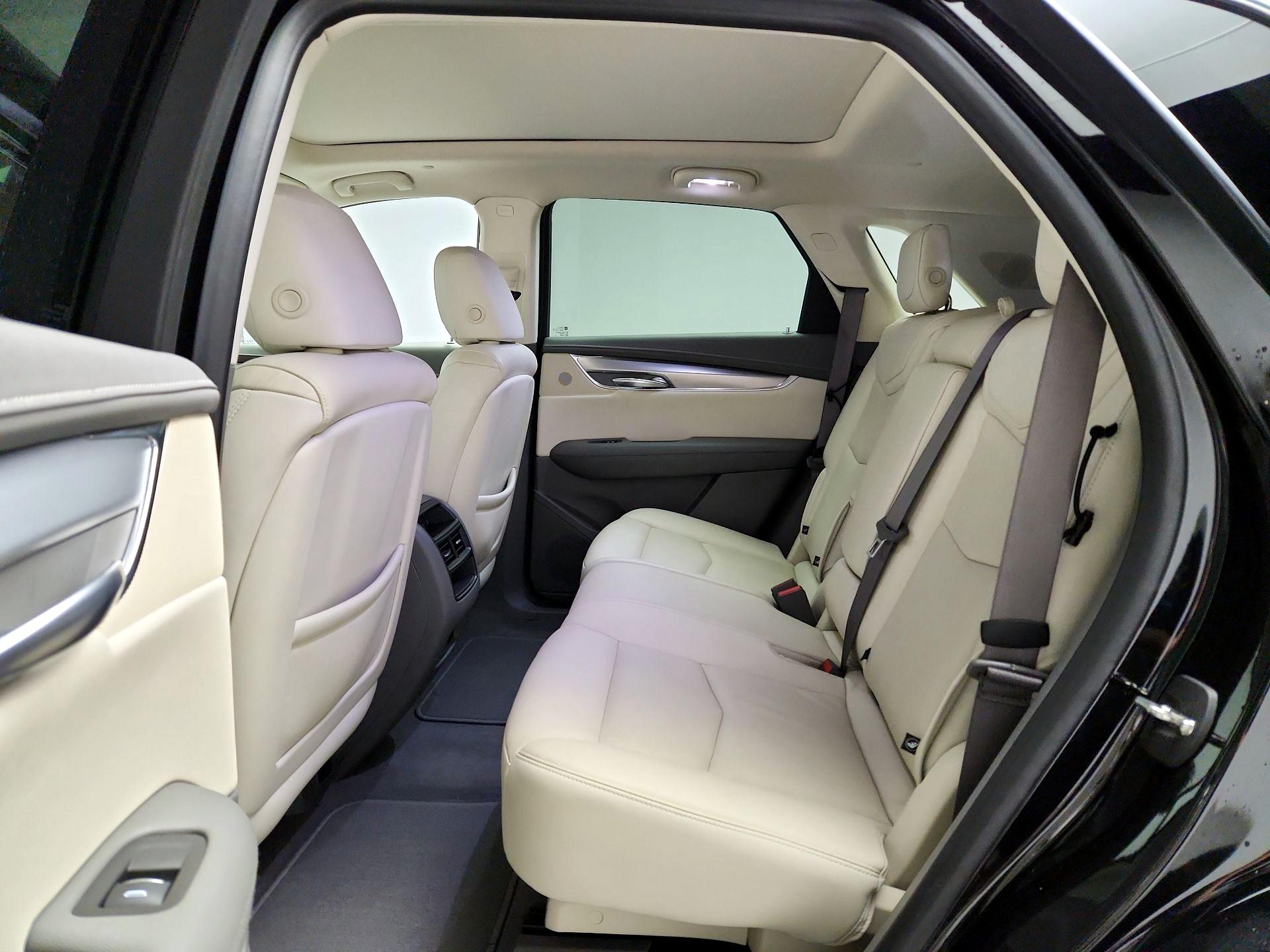 Thumbnail: 2019 Cadillac XT5 - 20