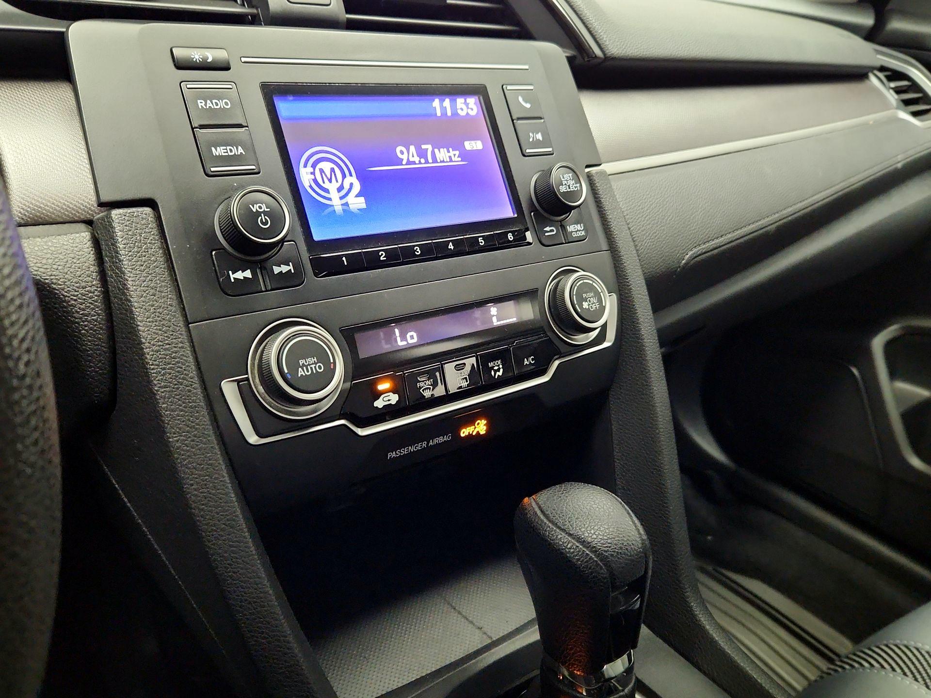 Thumbnail: 2016 Honda Civic - 16