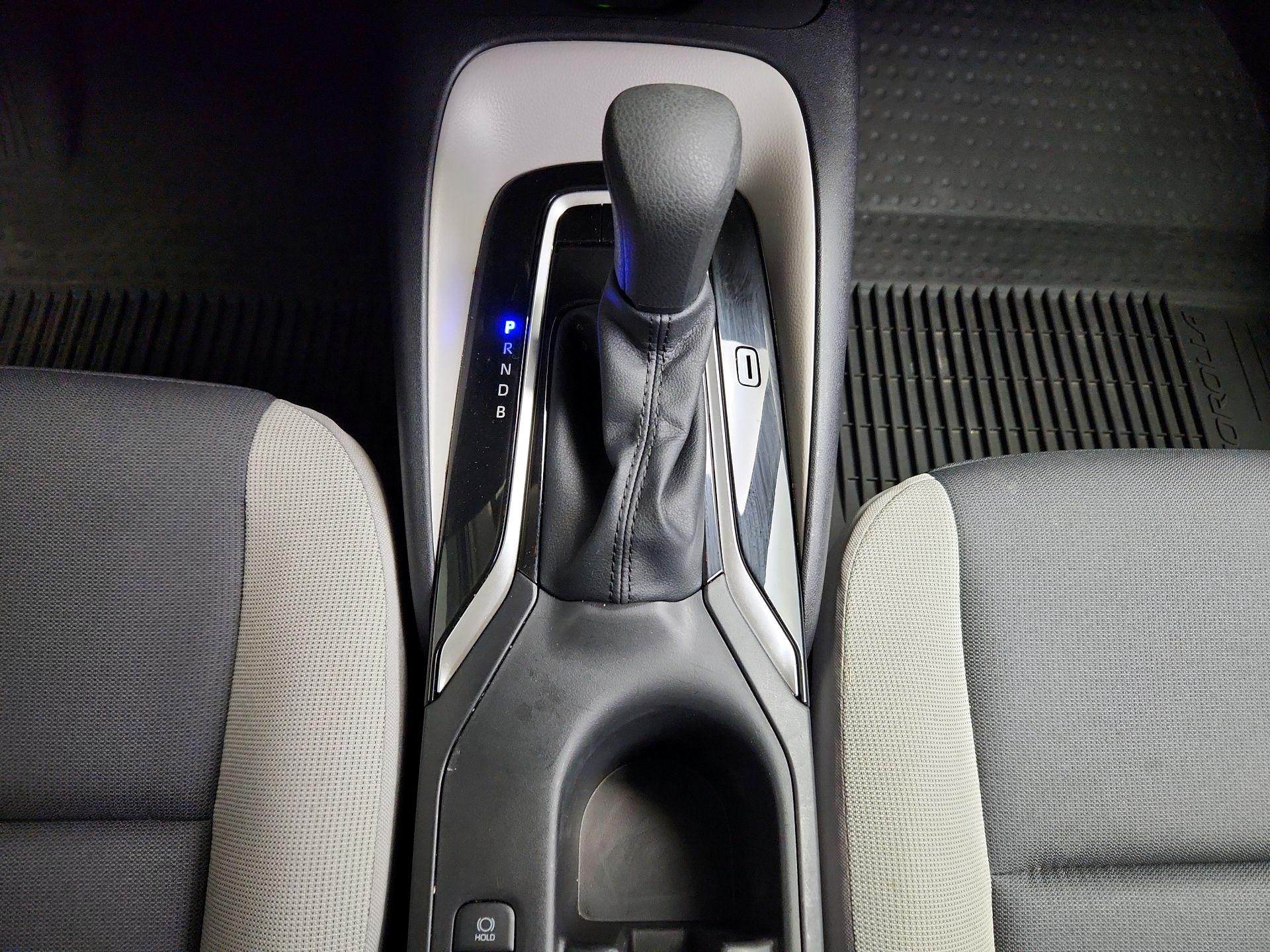 Thumbnail: 2025 Toyota Corolla - 18