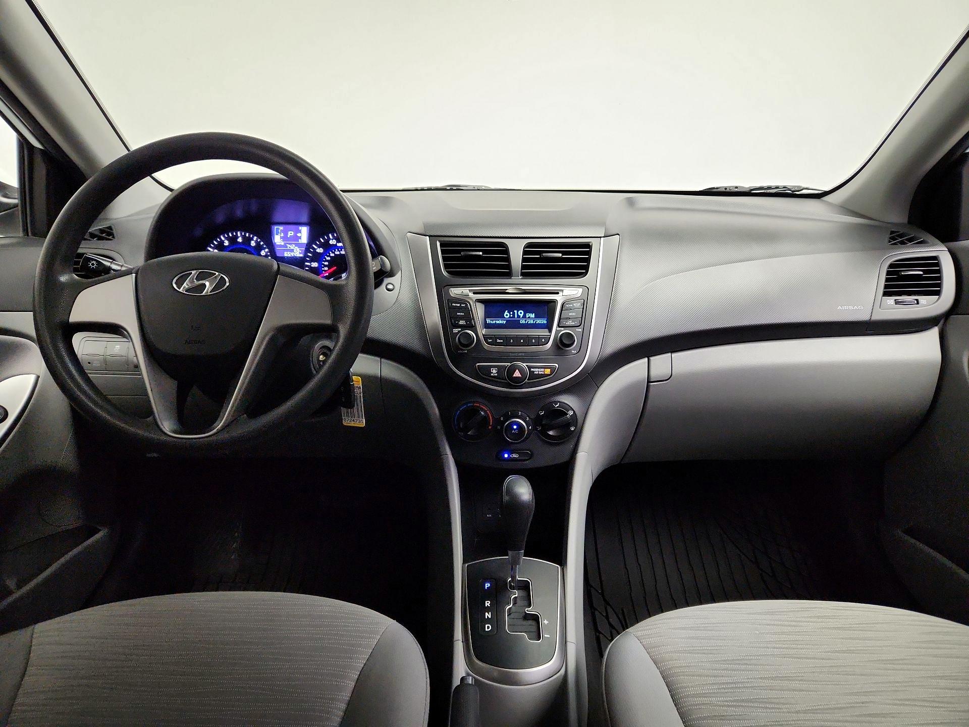 Thumbnail: 2016 Hyundai Accent - 9