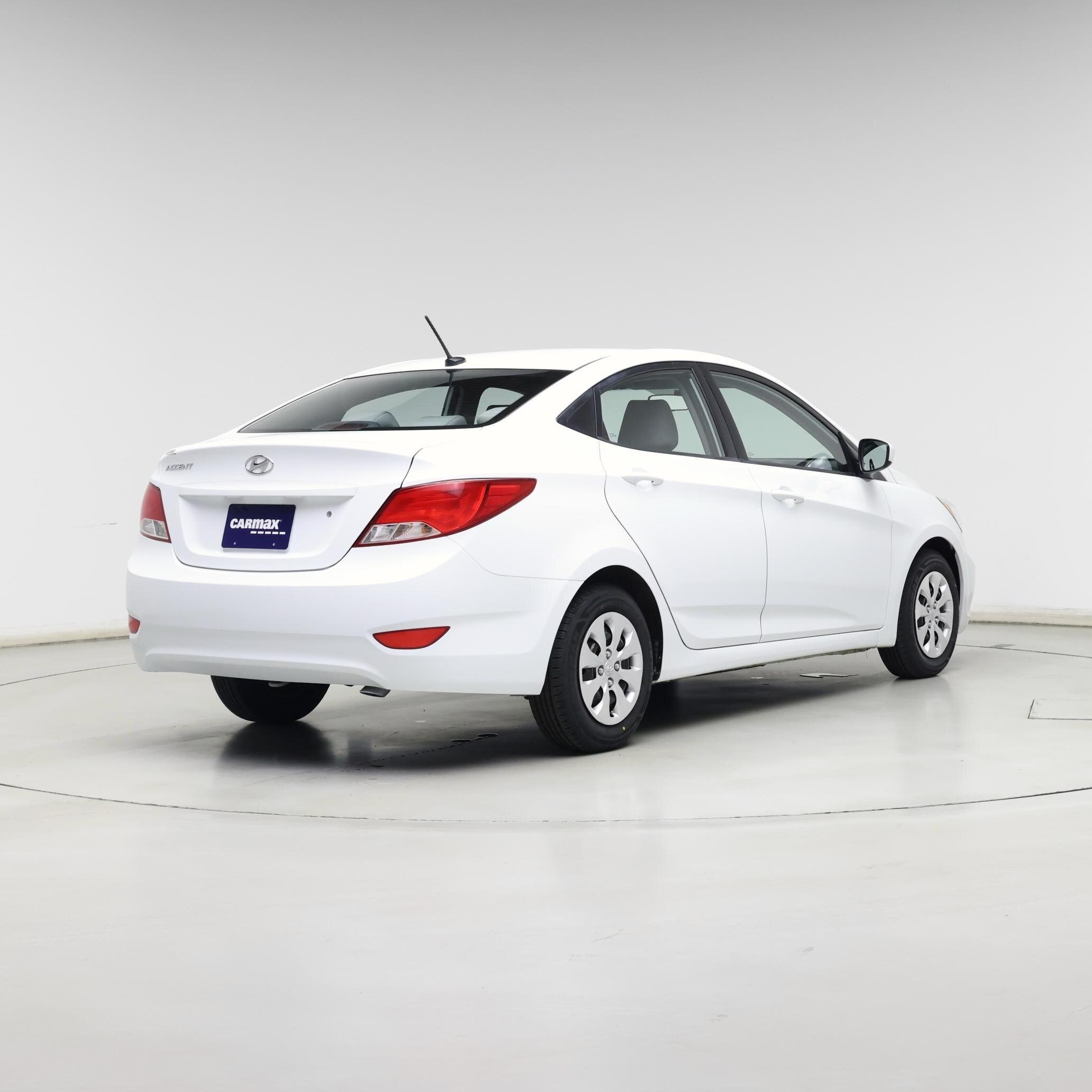 Thumbnail: 2016 Hyundai Accent - 8