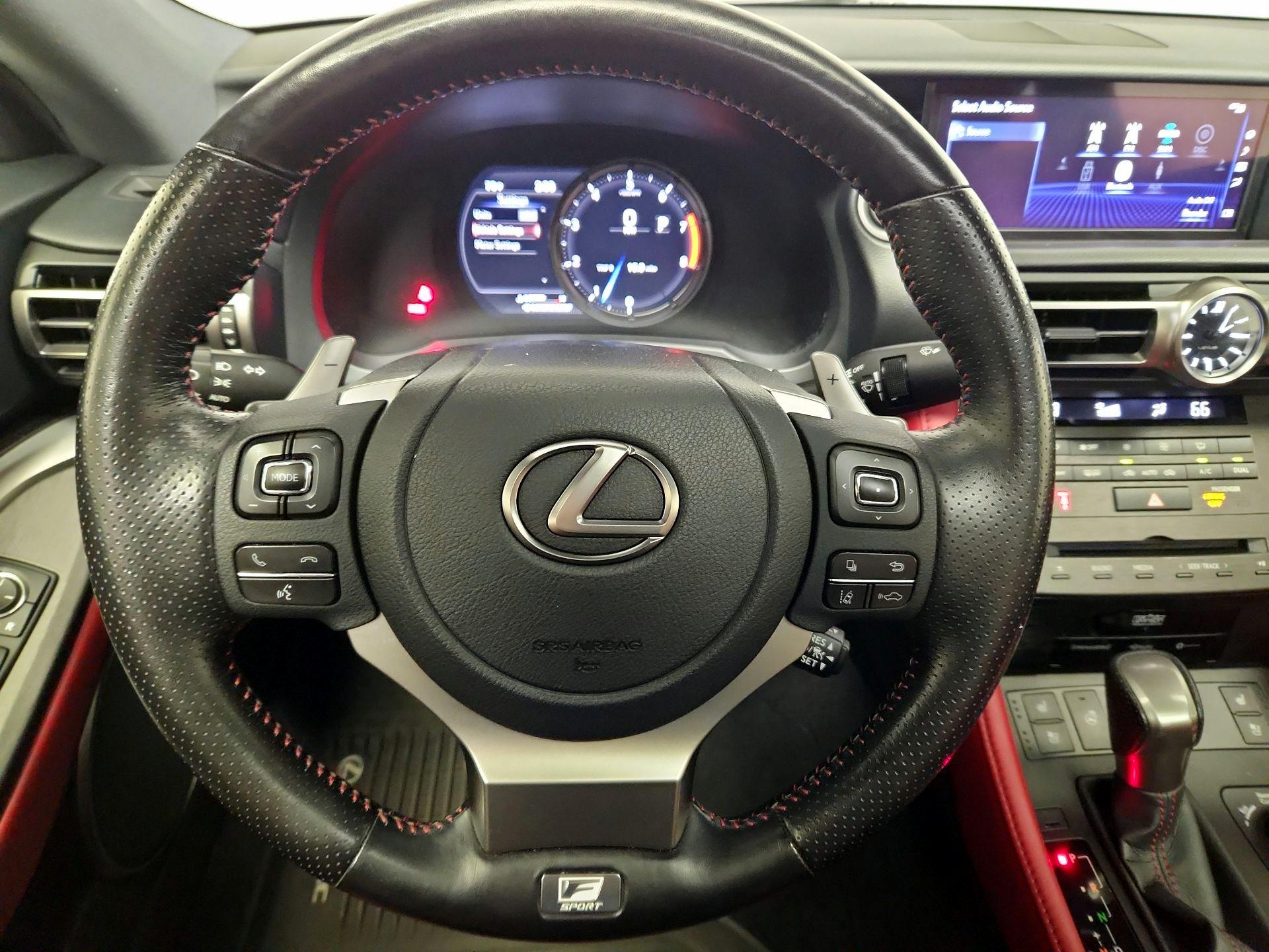Thumbnail: 2022 Lexus RC - 10