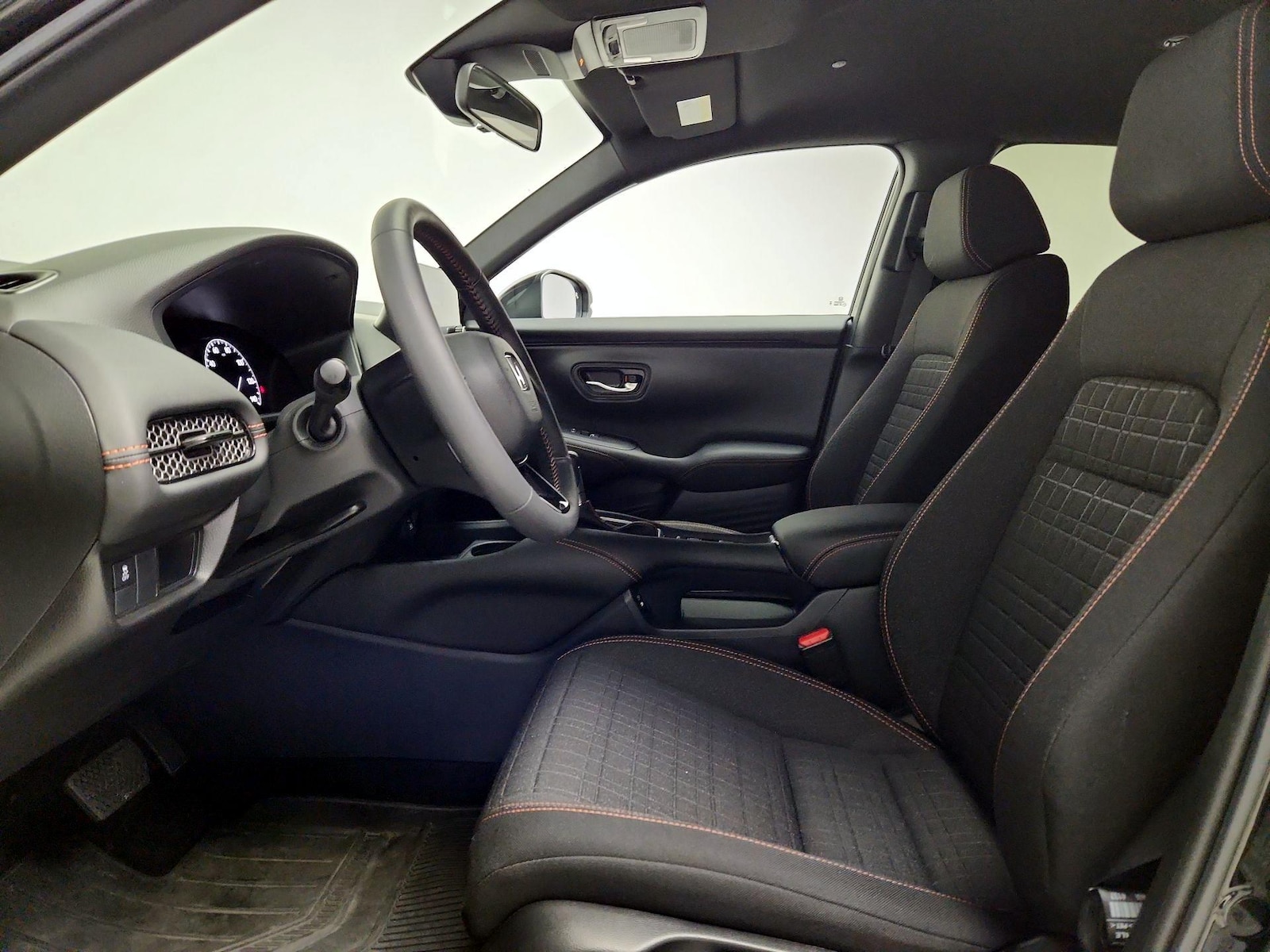 2025 Honda HR-V Sport - Photo 12