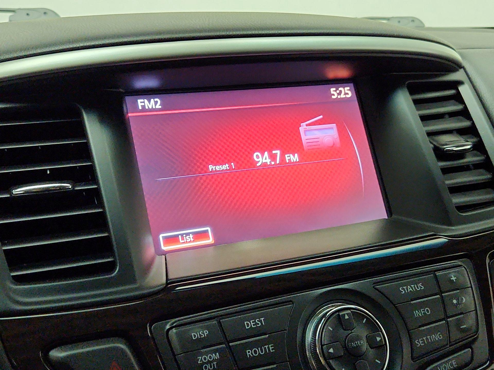 Thumbnail: 2014 Nissan Pathfinder - 16