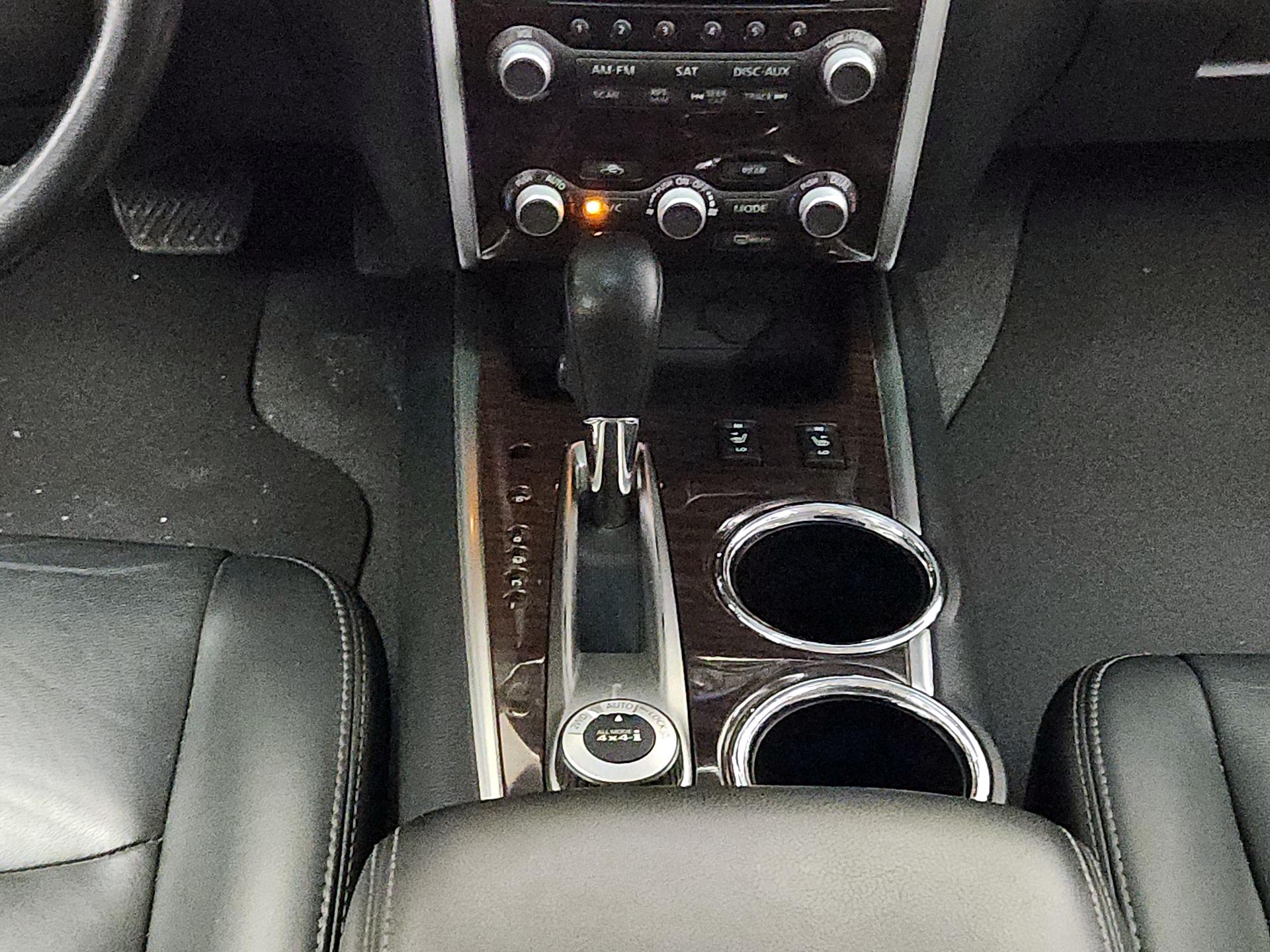 Thumbnail: 2014 Nissan Pathfinder - 18