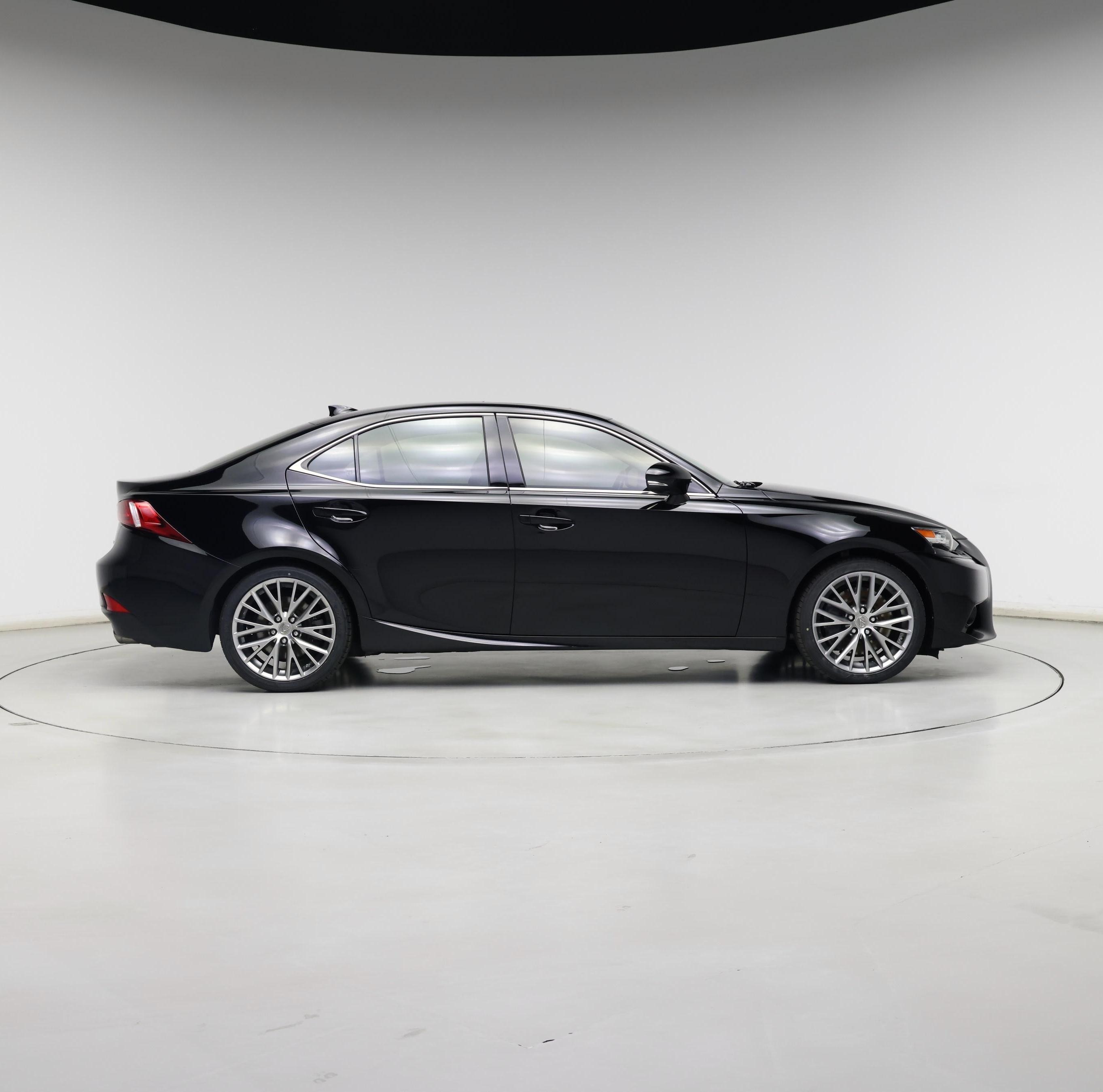 Thumbnail: 2016 Lexus IS - 7
