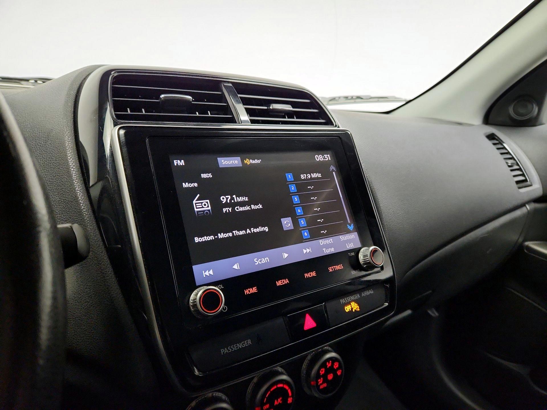 Thumbnail: 2020 Mitsubishi Outlander Sport - 15