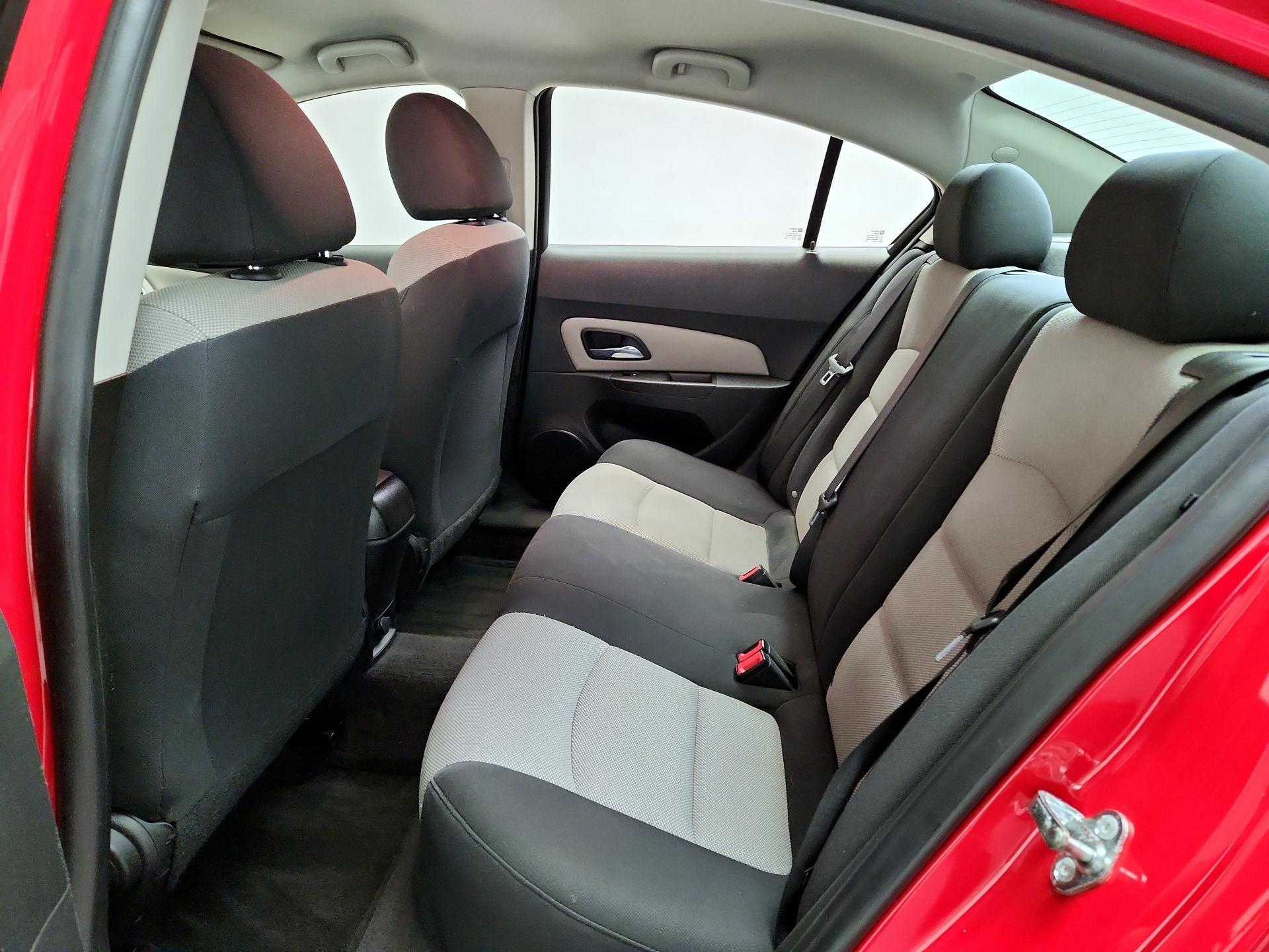 Thumbnail: 2016 Chevrolet Cruze - 18