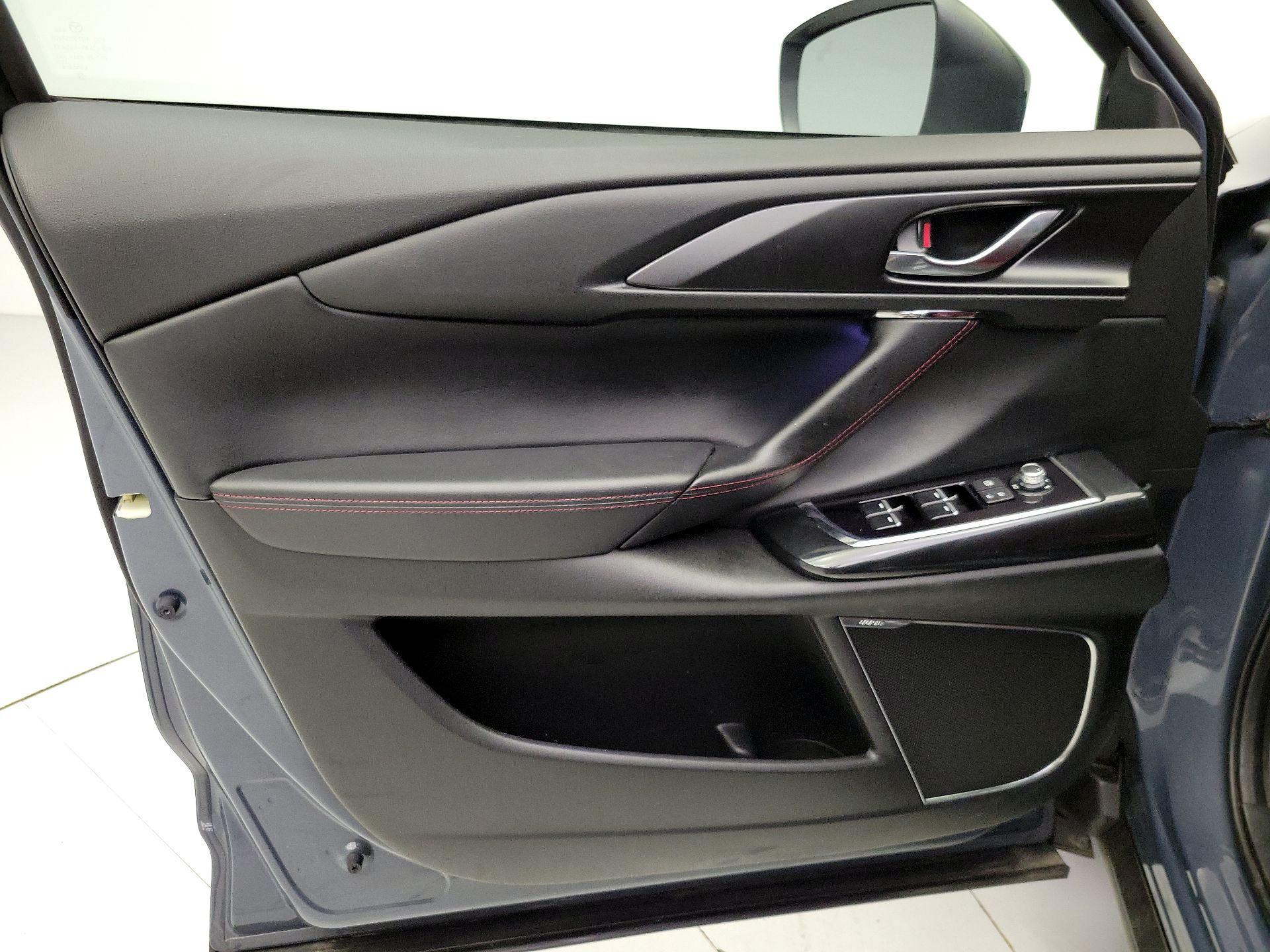 Thumbnail: 2022 Mazda CX-9 - 12