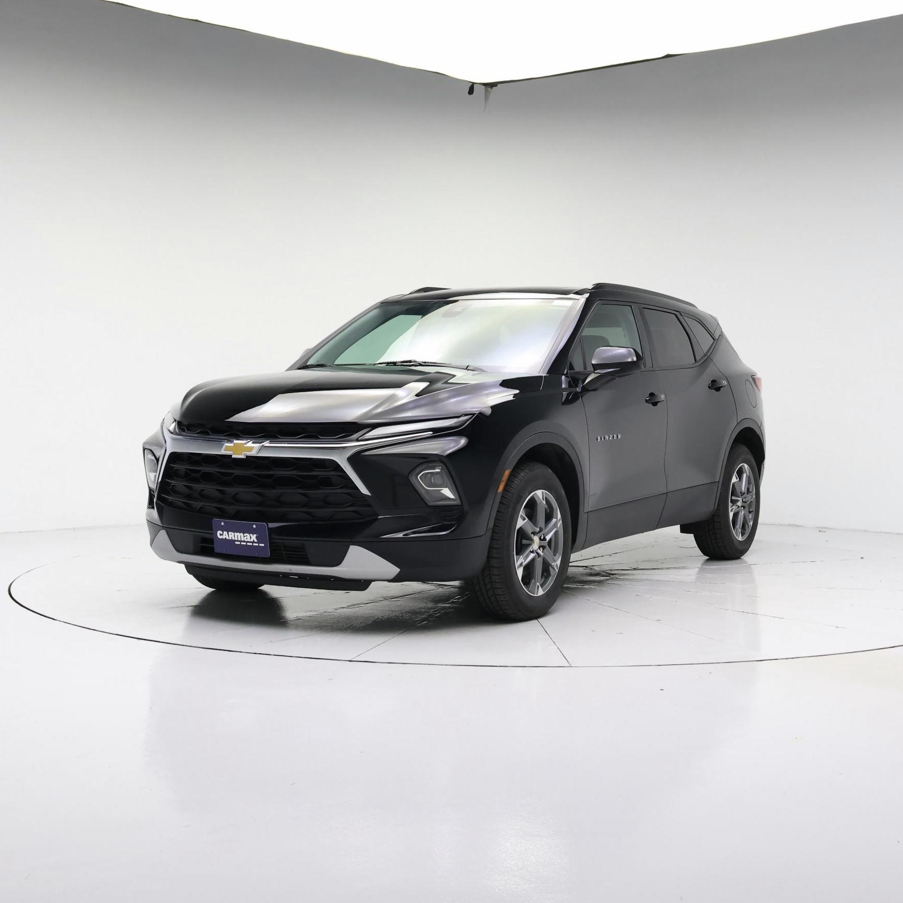 Thumbnail: 2023 Chevrolet Blazer - 4