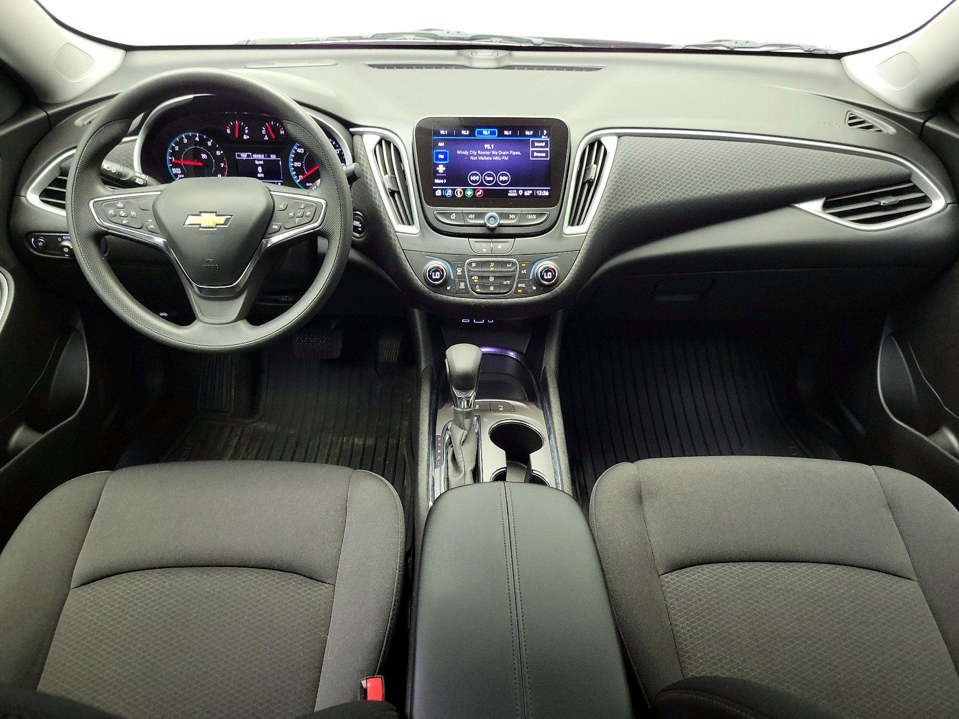 Thumbnail: 2024 Chevrolet Malibu - 9