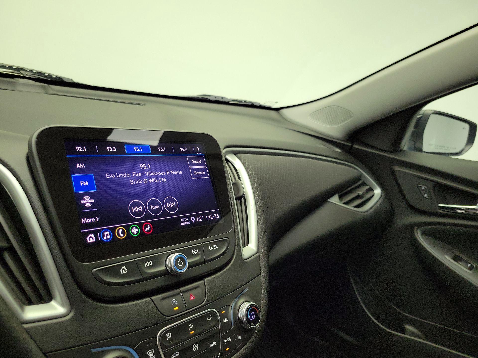 Thumbnail: 2024 Chevrolet Malibu - 16
