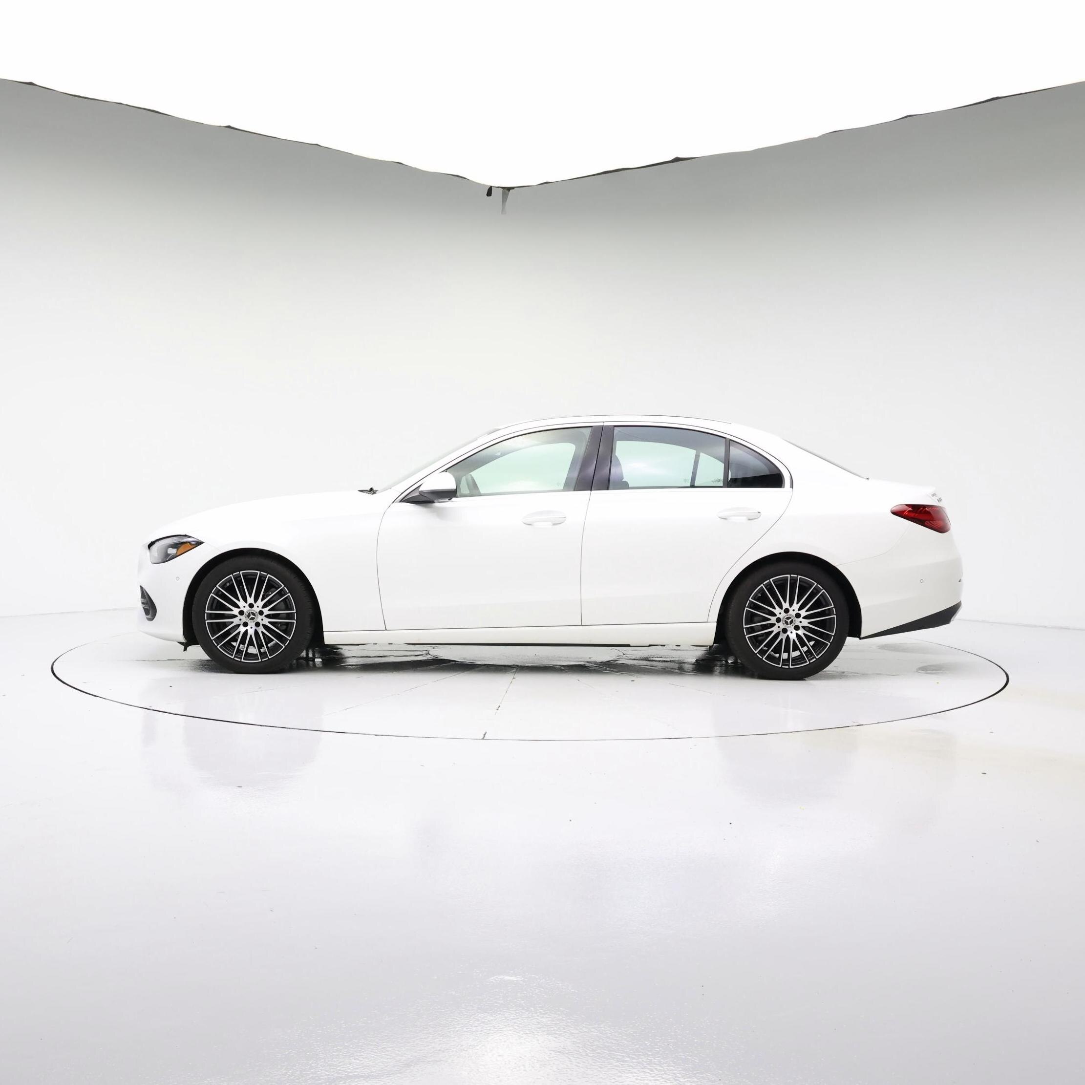 Thumbnail: 2024 Mercedes-Benz C-Class - 3