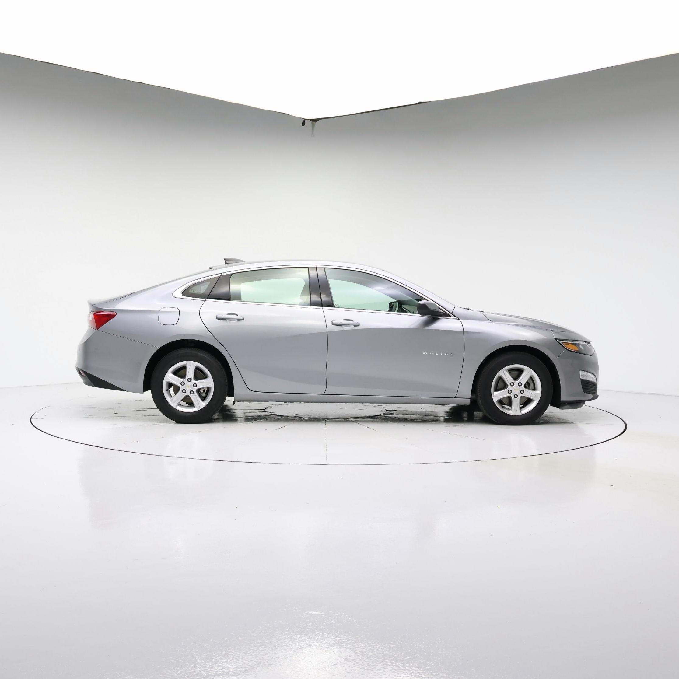 Thumbnail: 2023 Chevrolet Malibu - 7