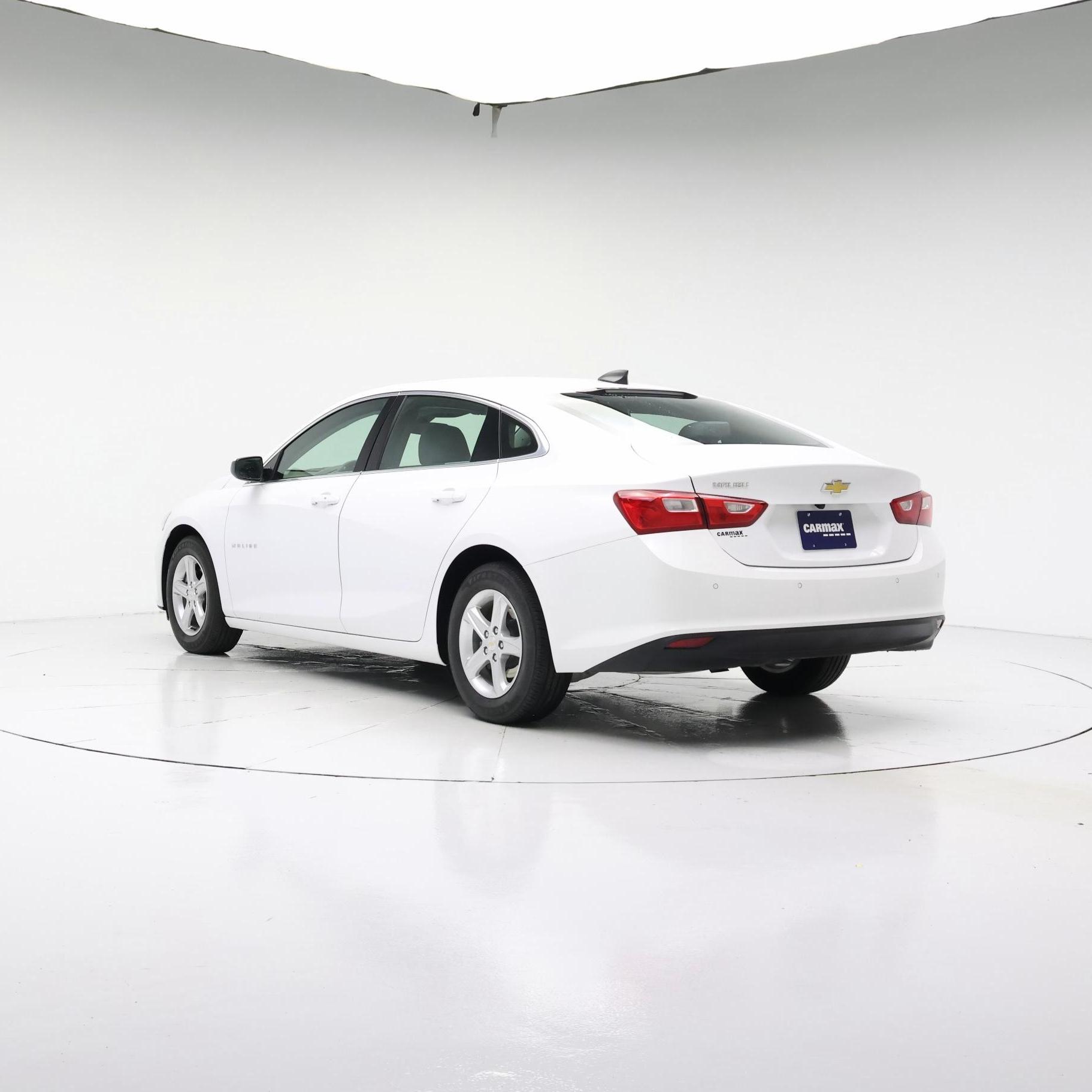 Thumbnail: 2022 Chevrolet Malibu - 2