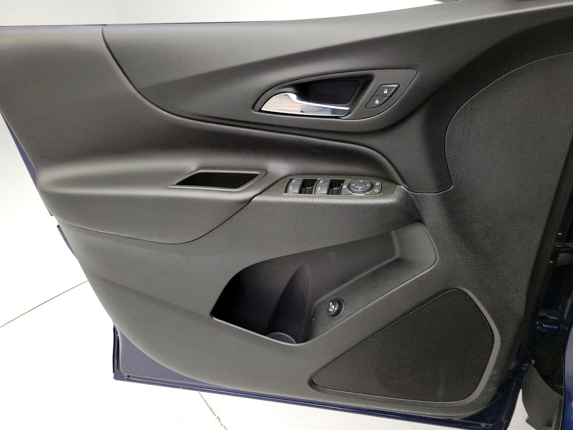 Thumbnail: 2023 Chevrolet Equinox - 12