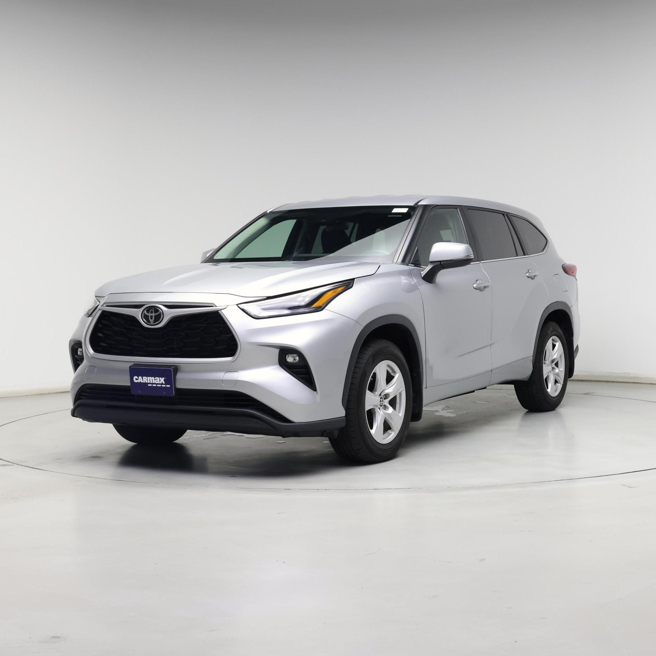 Thumbnail: 2023 Toyota Highlander - 4
