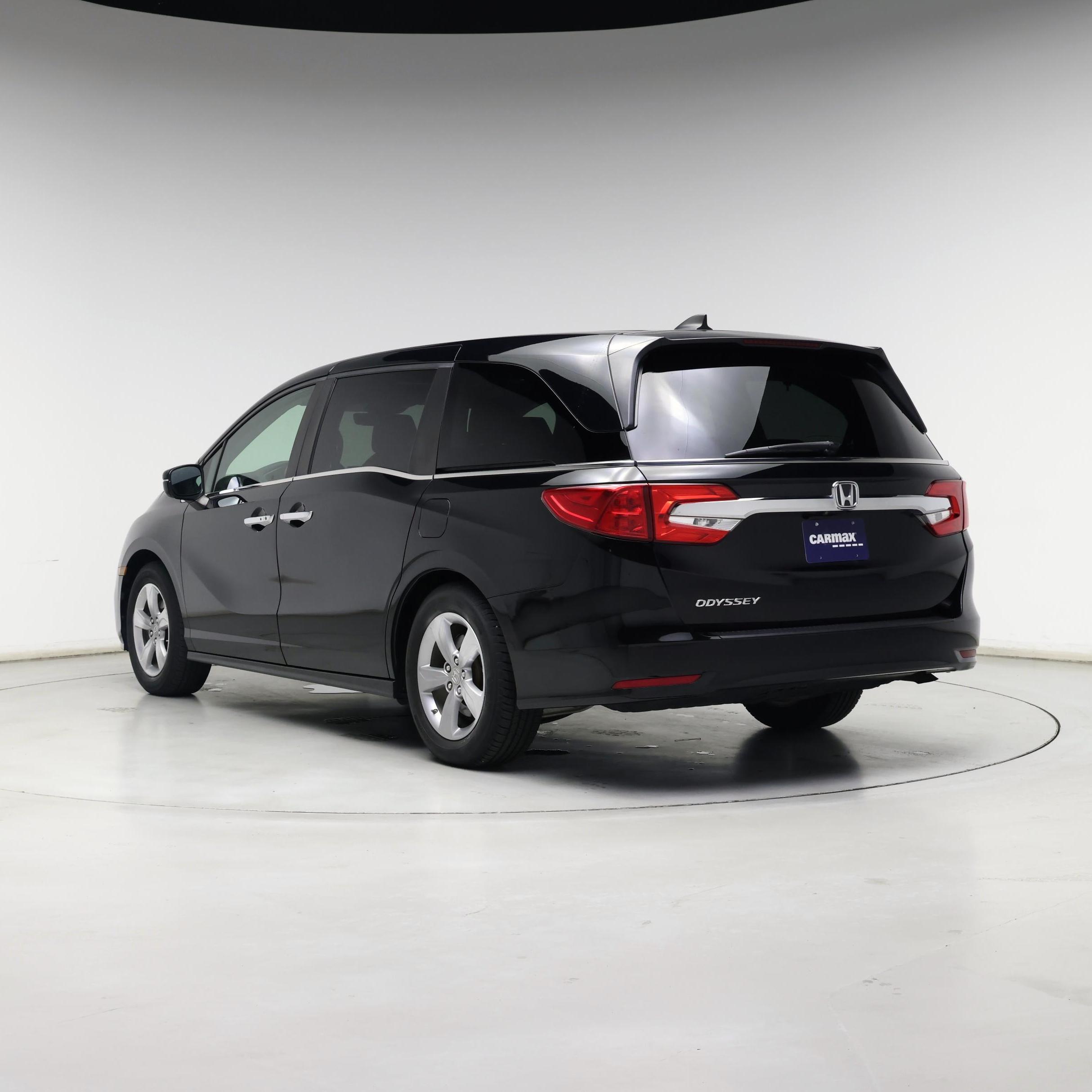 Thumbnail: 2018 Honda Odyssey - 2