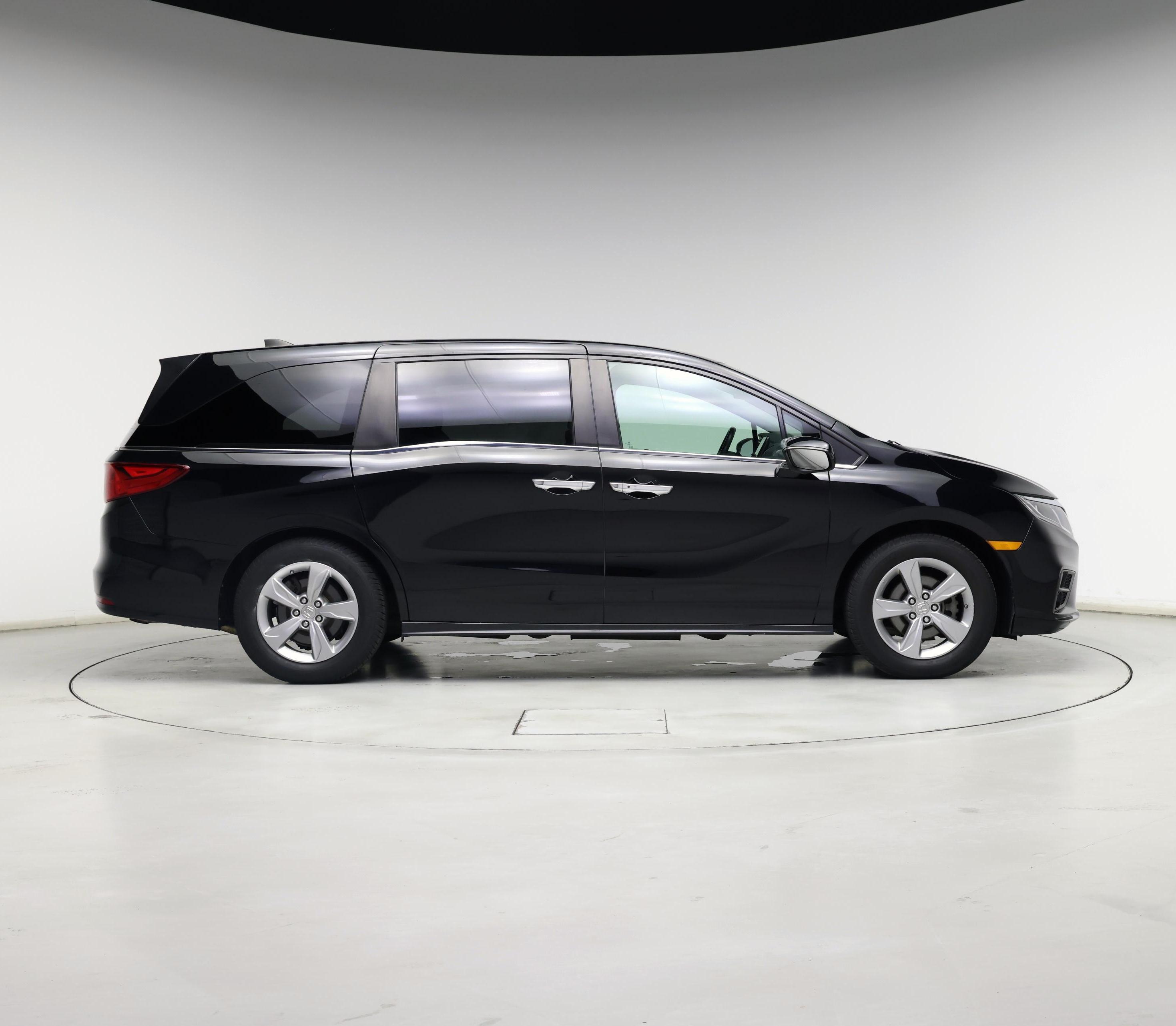 Thumbnail: 2018 Honda Odyssey - 7