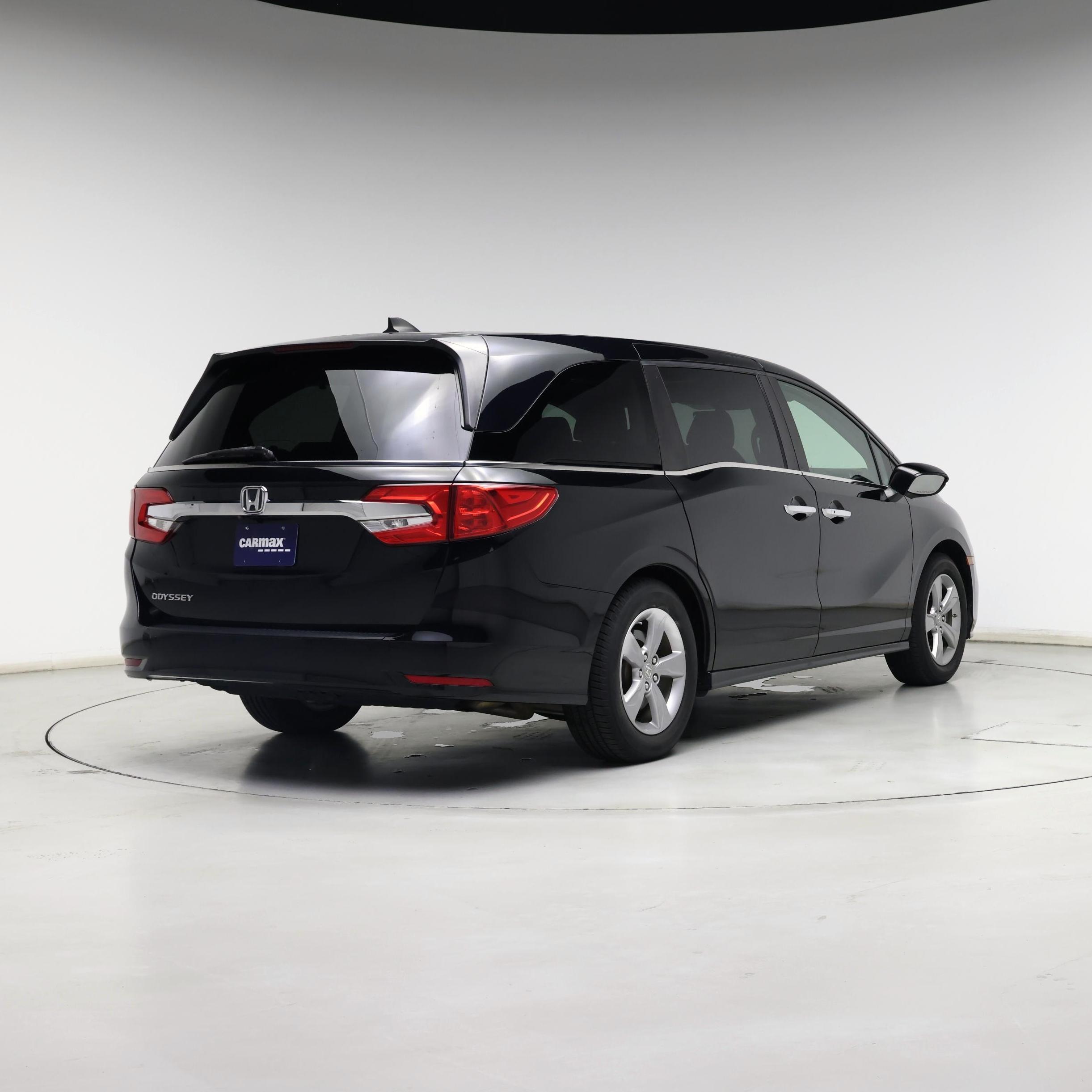 Thumbnail: 2018 Honda Odyssey - 8