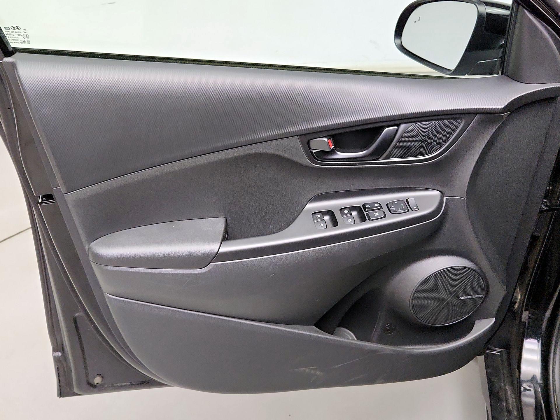 Thumbnail: 2022 Hyundai Kona - 12