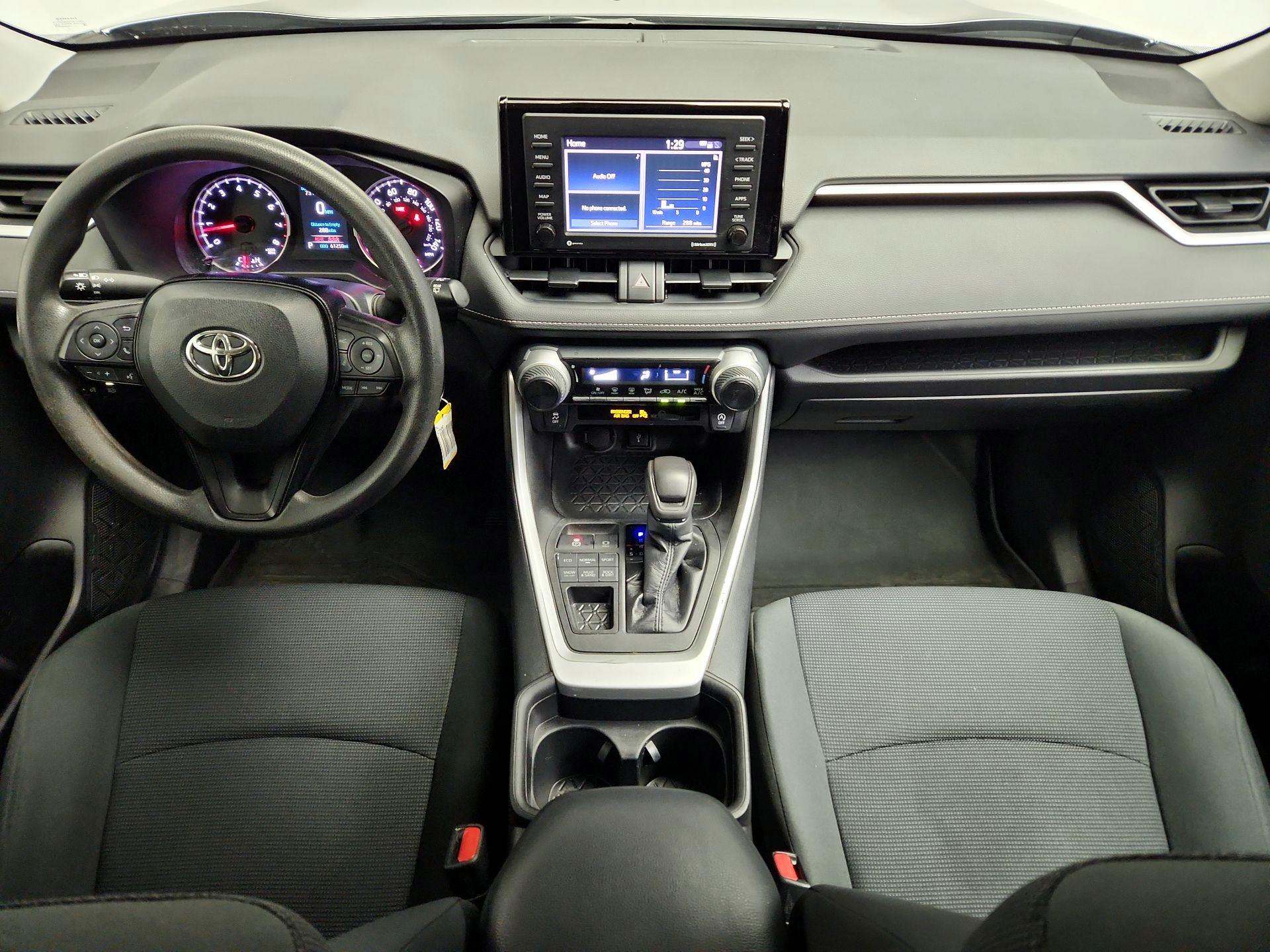 Thumbnail: 2021 Toyota RAV4 - 9
