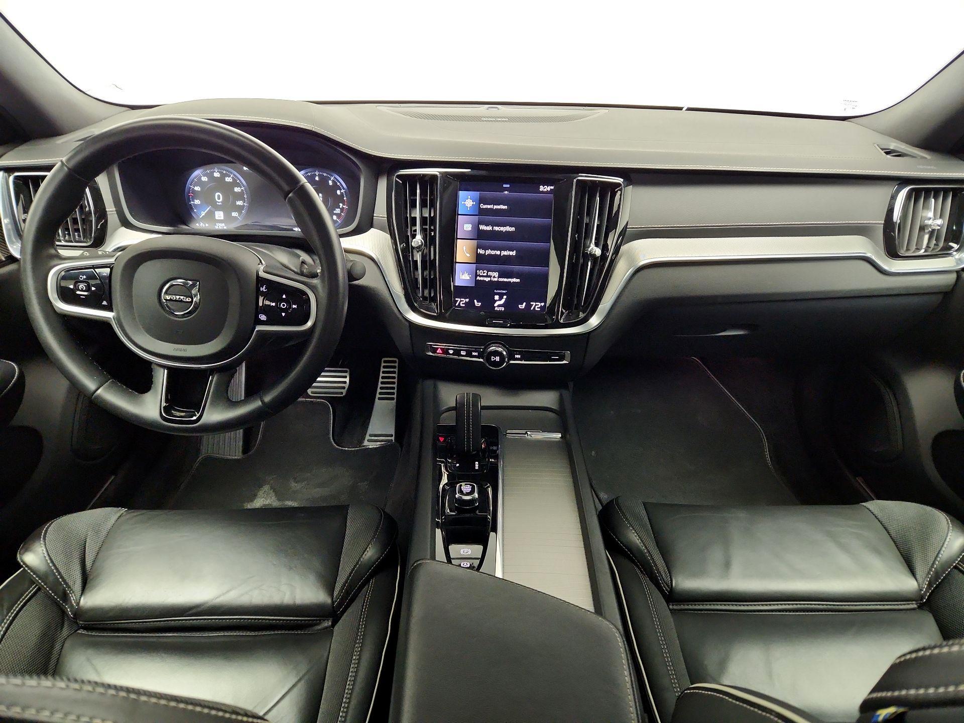 Thumbnail: 2022 Volvo S60 - 9