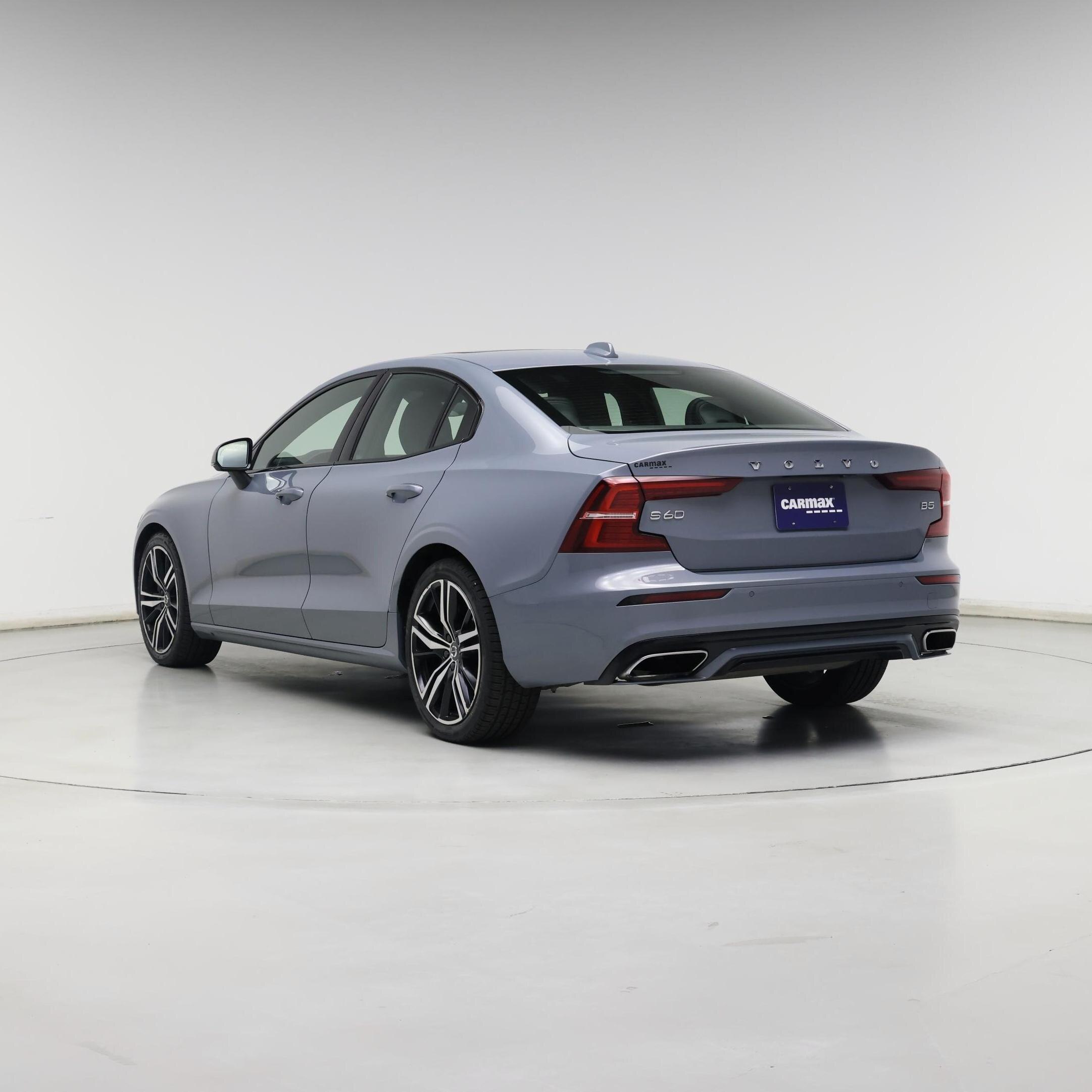 Thumbnail: 2022 Volvo S60 - 2