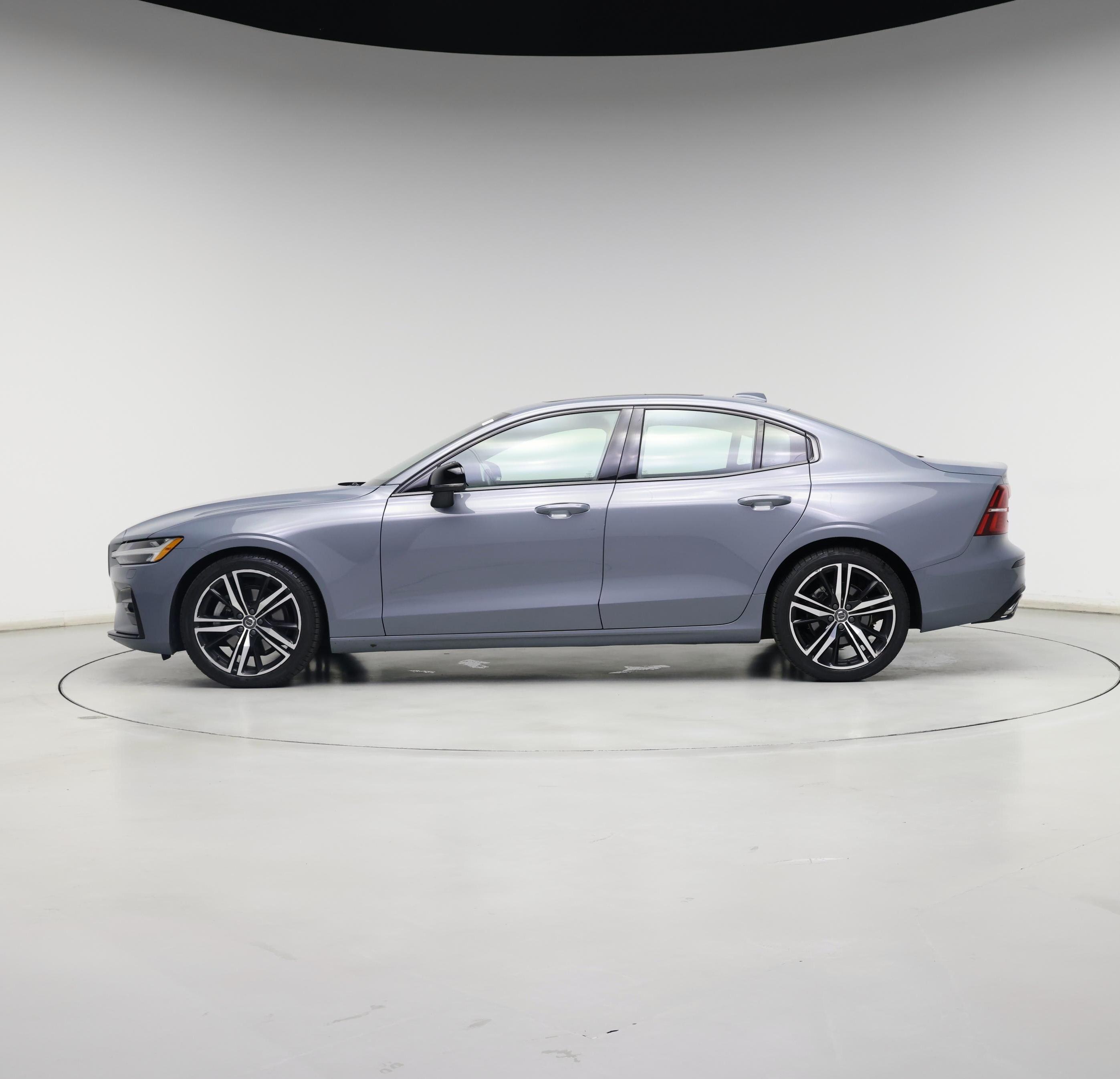 Thumbnail: 2022 Volvo S60 - 3