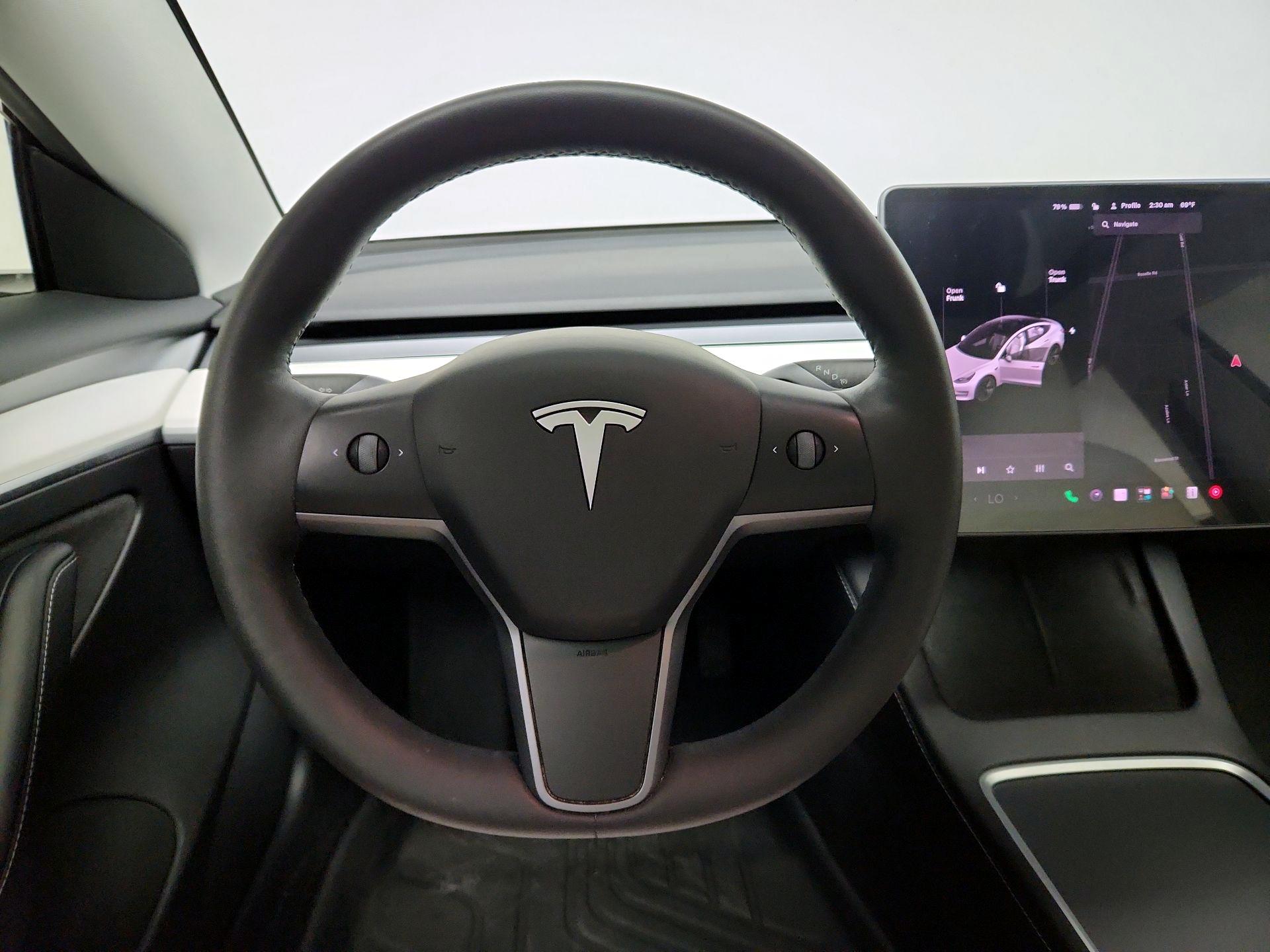 Thumbnail: 2021 Tesla Model 3 - 10