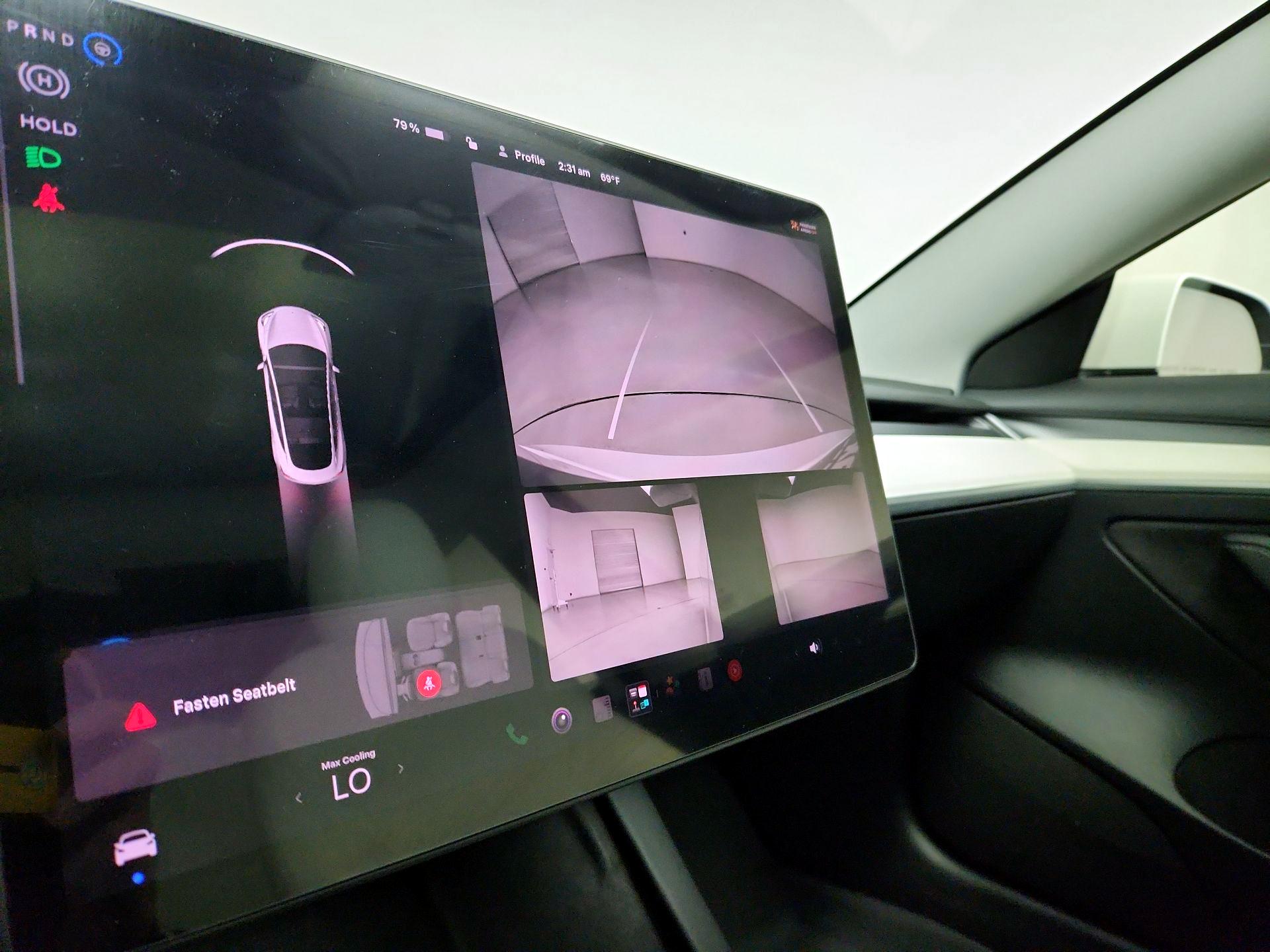 Thumbnail: 2021 Tesla Model 3 - 14