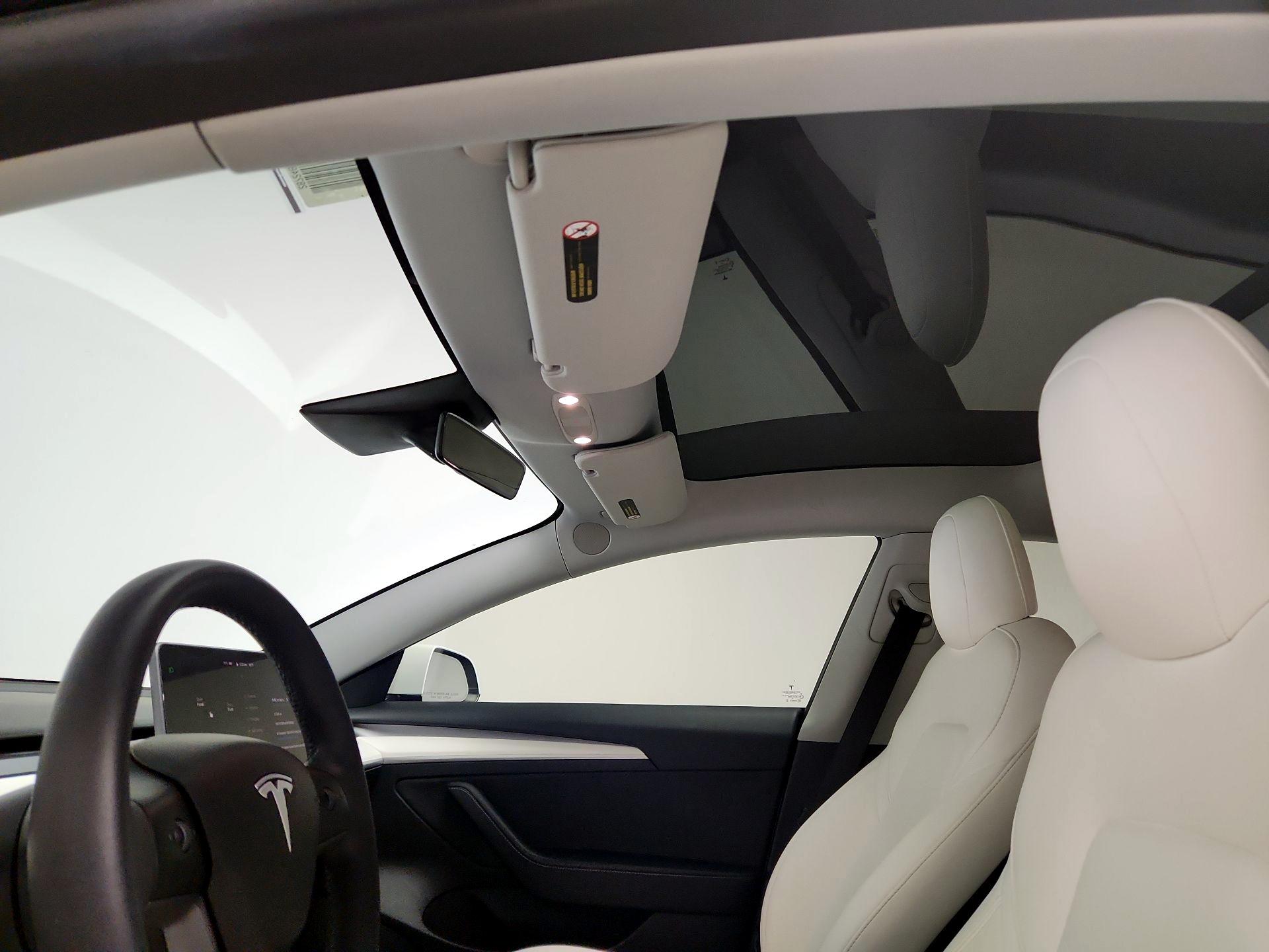 Thumbnail: 2021 Tesla Model 3 - 18