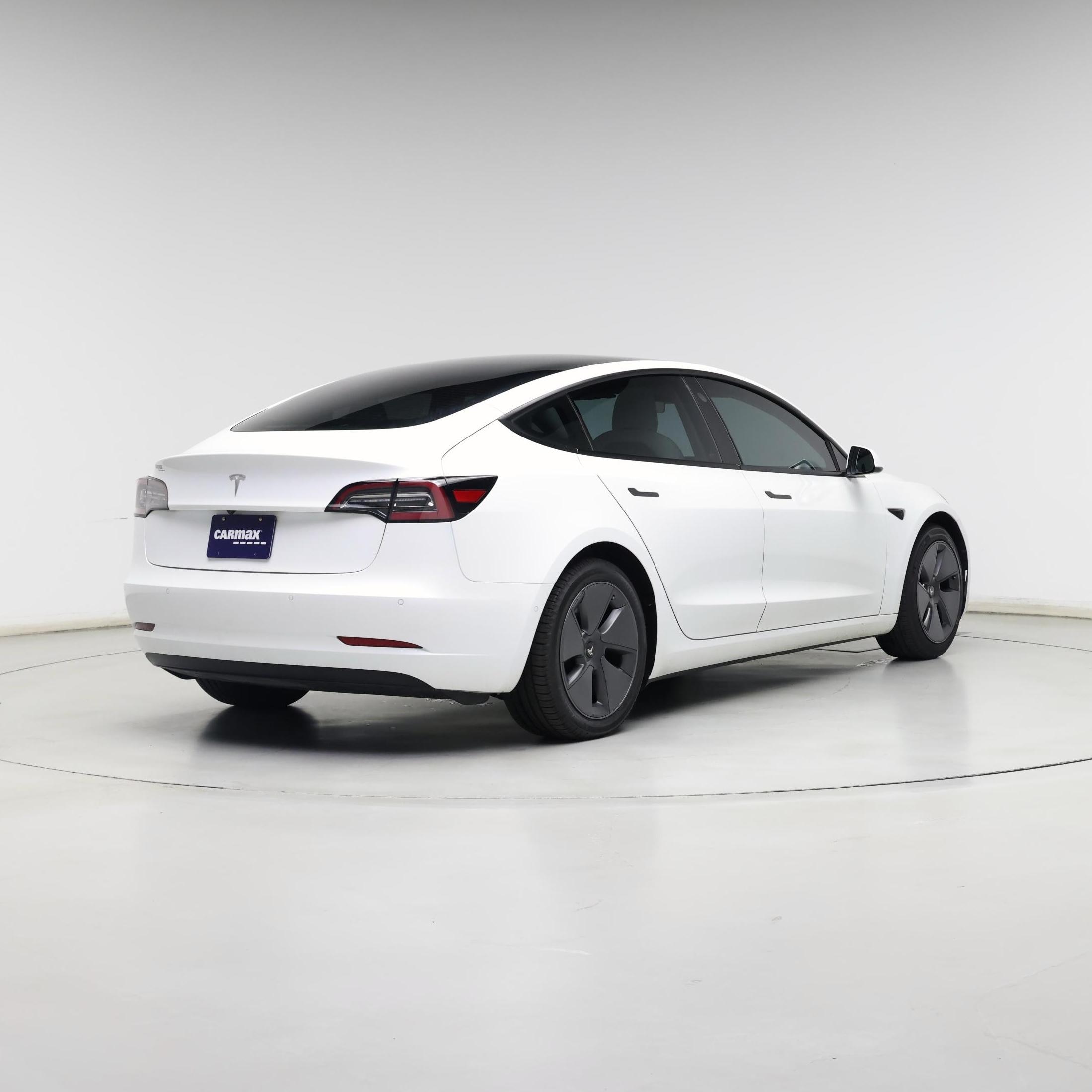 Thumbnail: 2021 Tesla Model 3 - 8