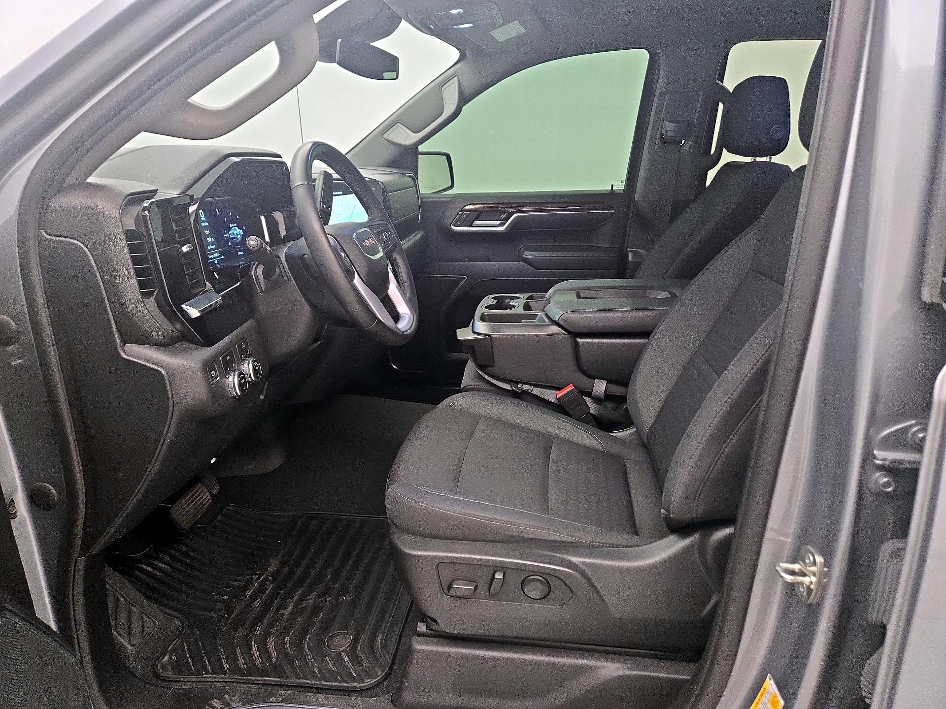 Thumbnail: 2023 GMC Sierra 1500 - 11