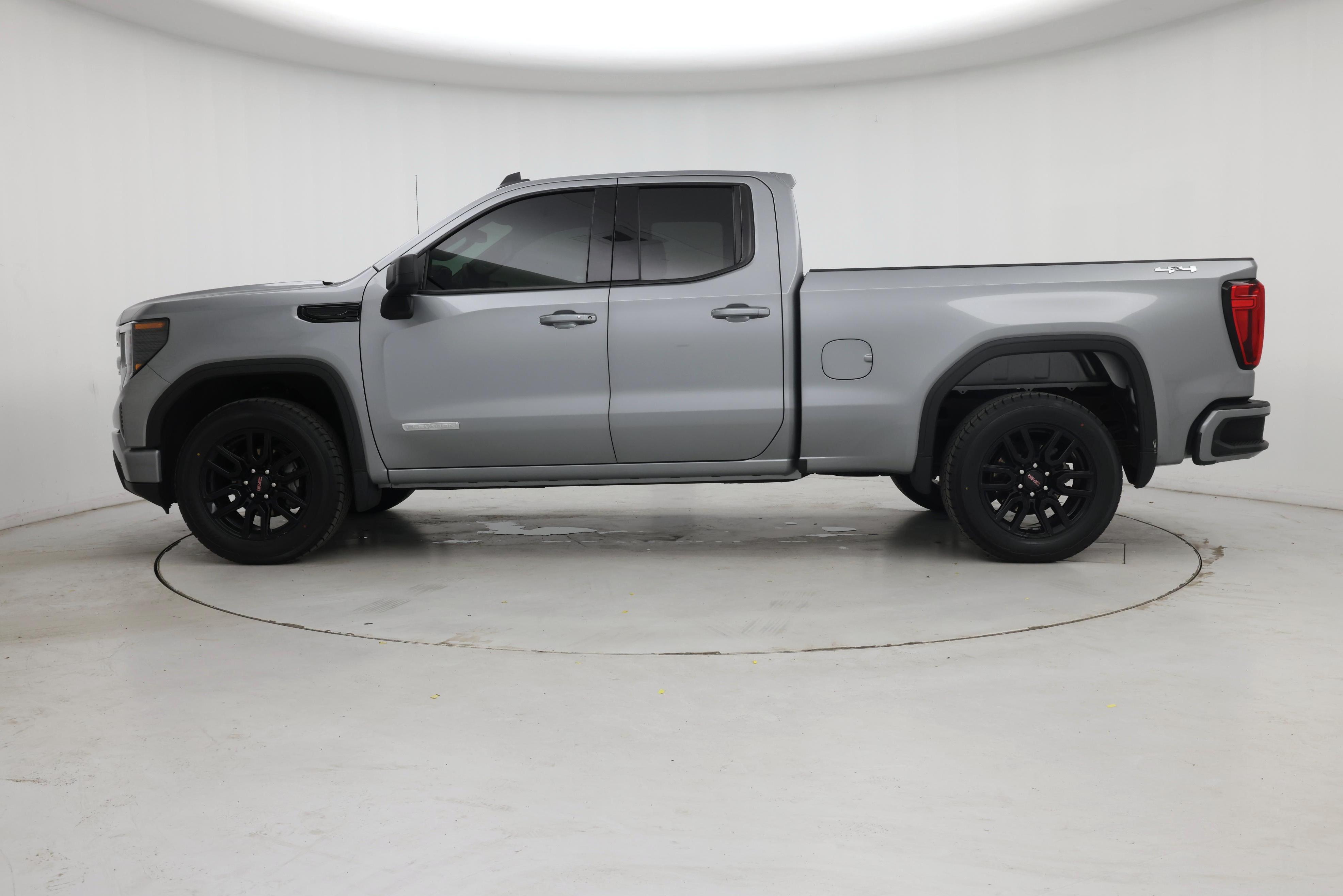 Thumbnail: 2023 GMC Sierra 1500 - 3