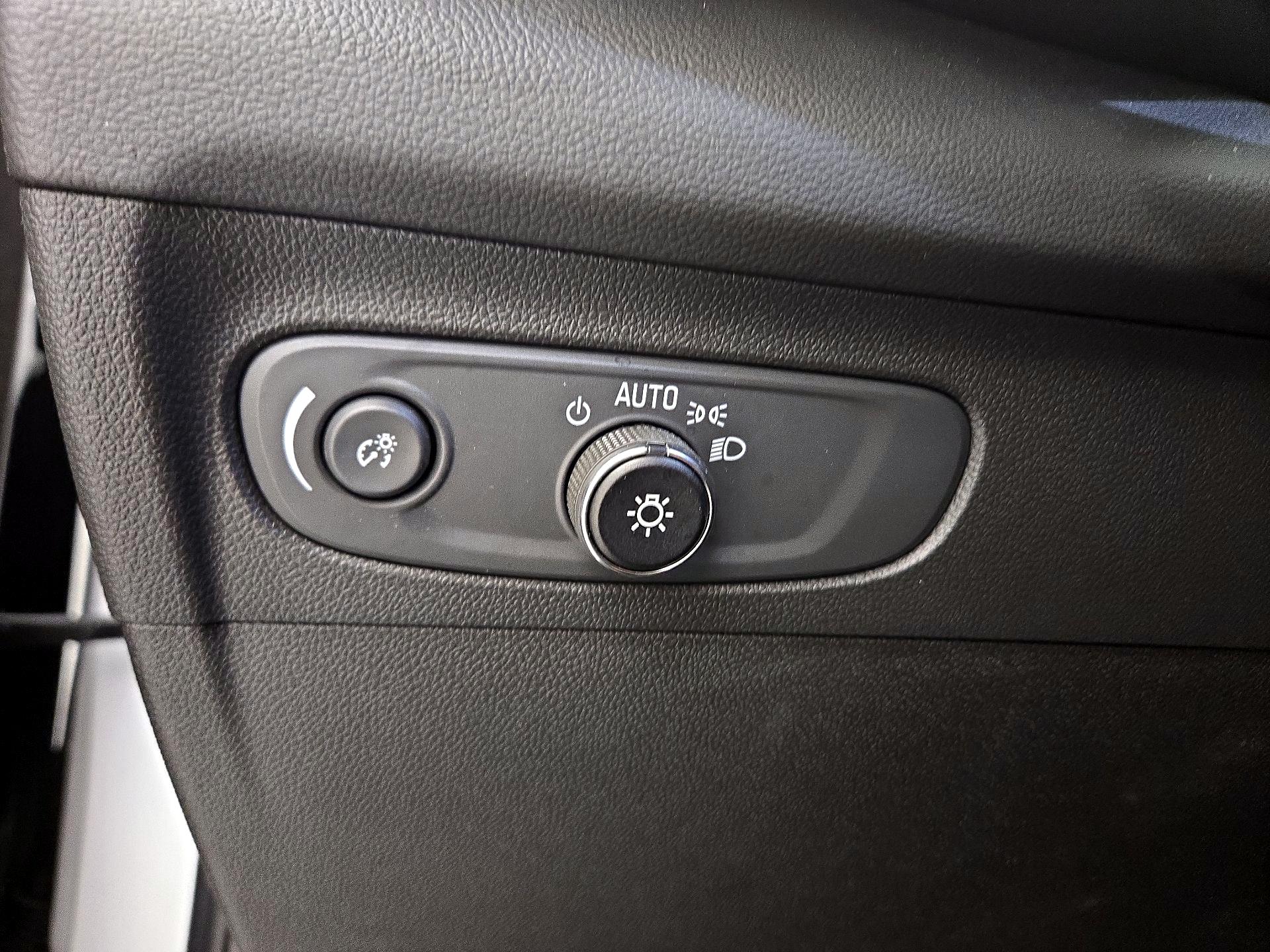 Thumbnail: 2022 Buick Envision - 13
