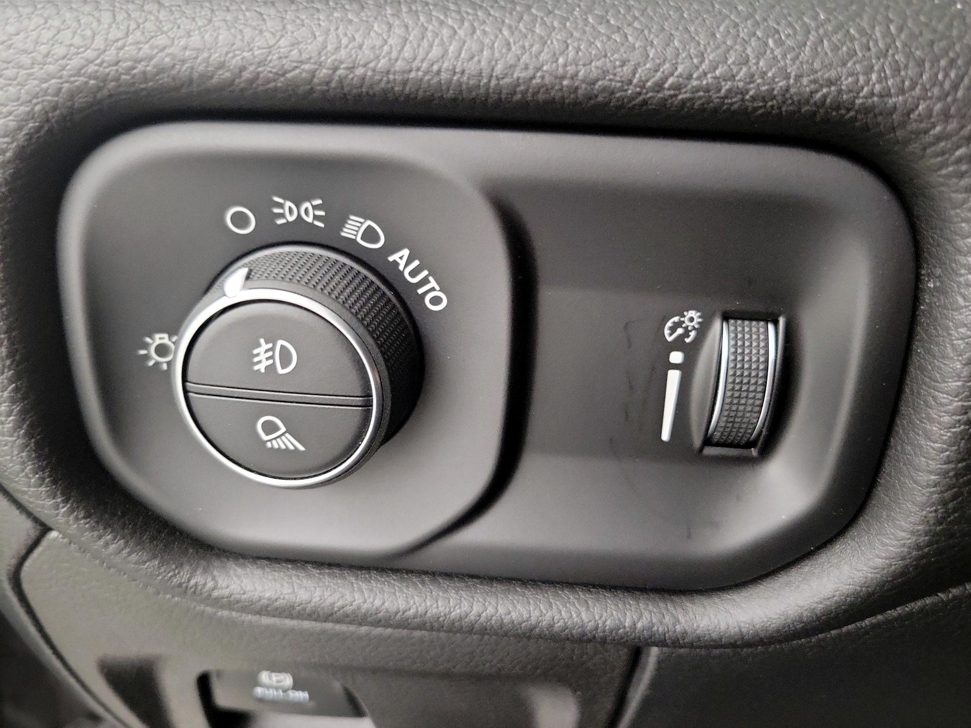 Thumbnail: 2023 RAM 1500 - 13