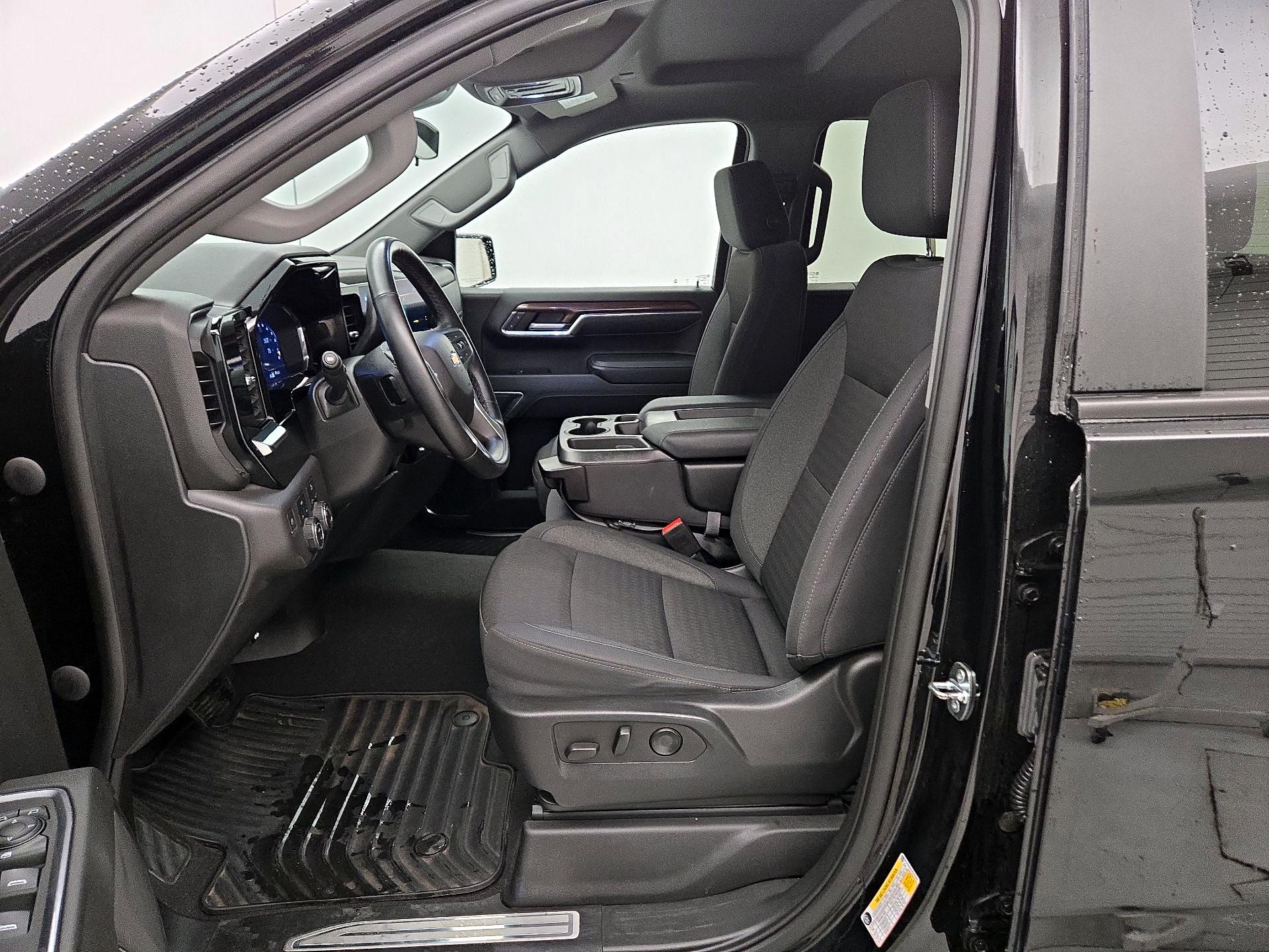Thumbnail: 2023 Chevrolet Silverado 1500 - 11