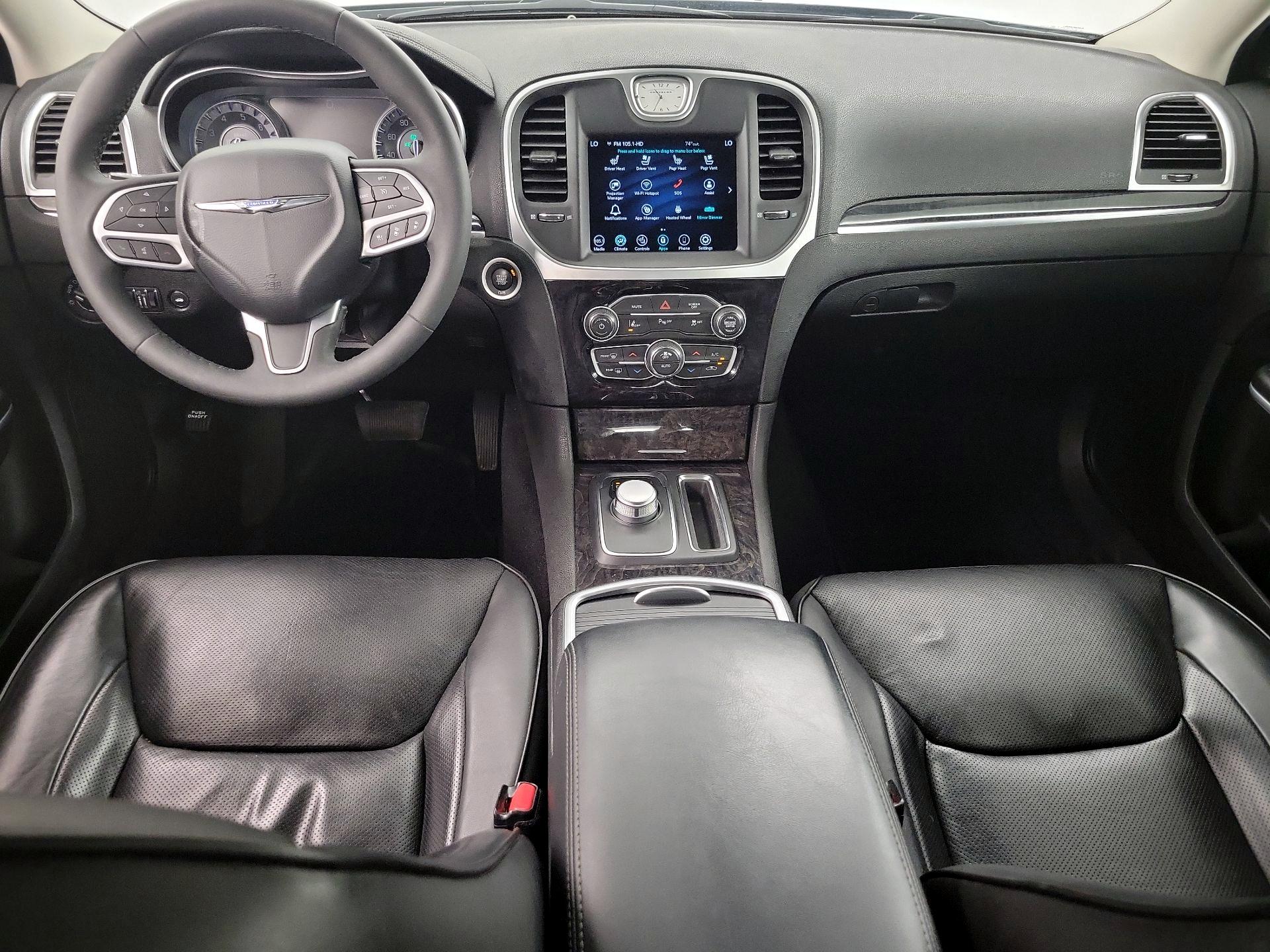 Thumbnail: 2023 Chrysler 300 - 9