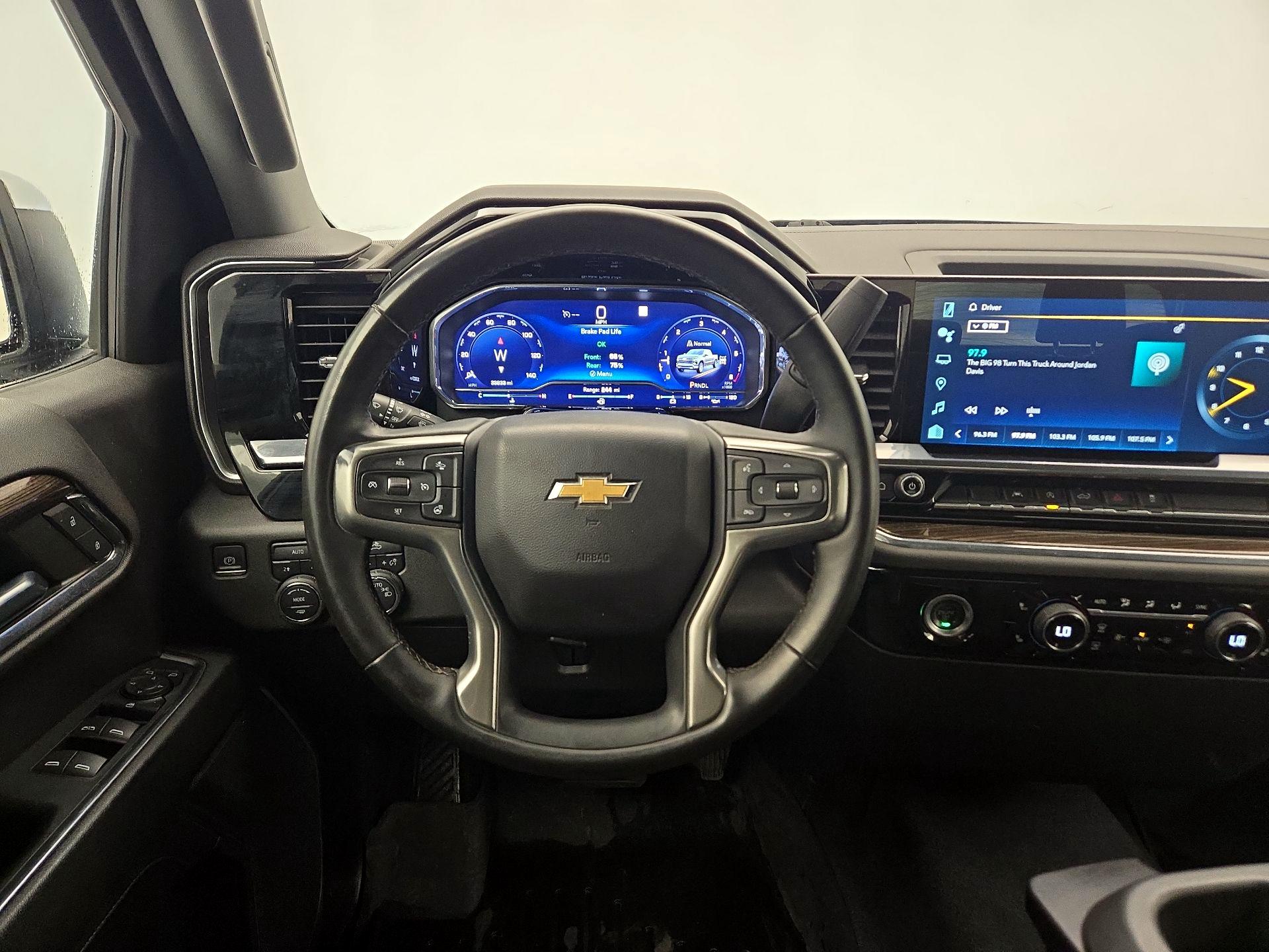 Thumbnail: 2023 Chevrolet Silverado 1500 - 10