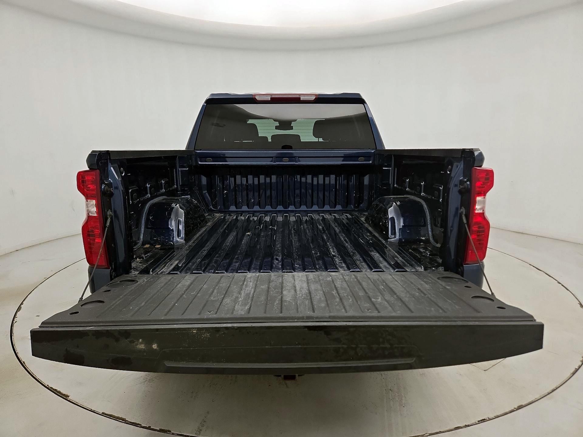 Thumbnail: 2023 Chevrolet Silverado 1500 - 20