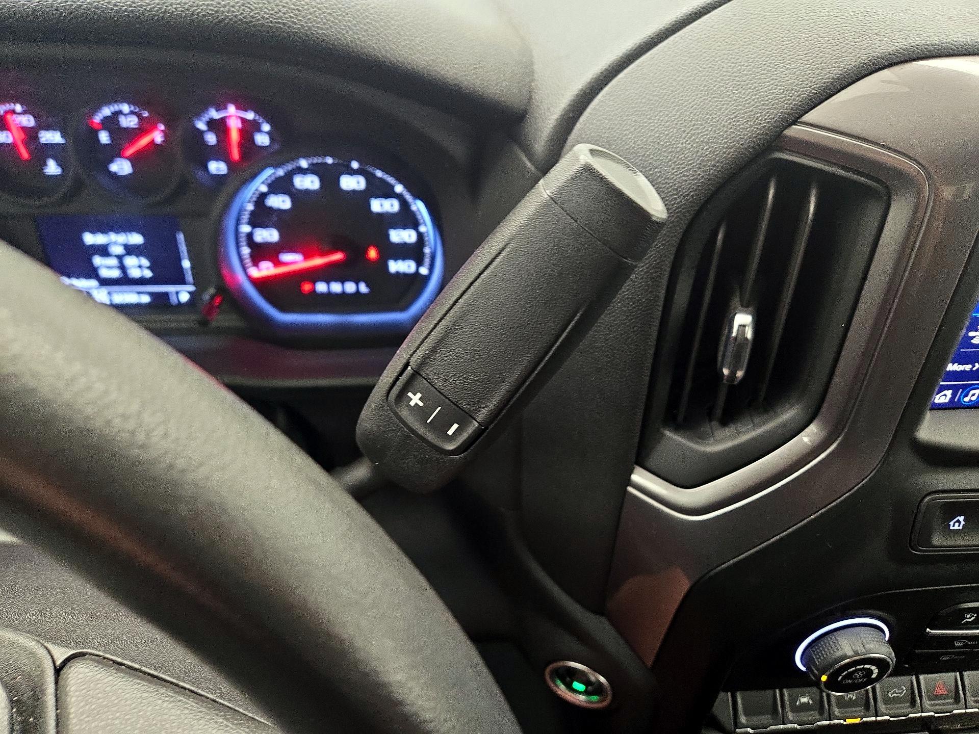 Thumbnail: 2023 Chevrolet Silverado 1500 - 17